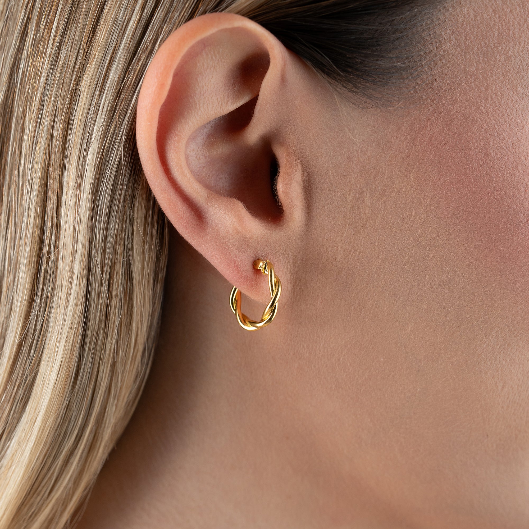 MINIMALISTISKA KORDELLÖRHÄNGEN | 925 SILVER