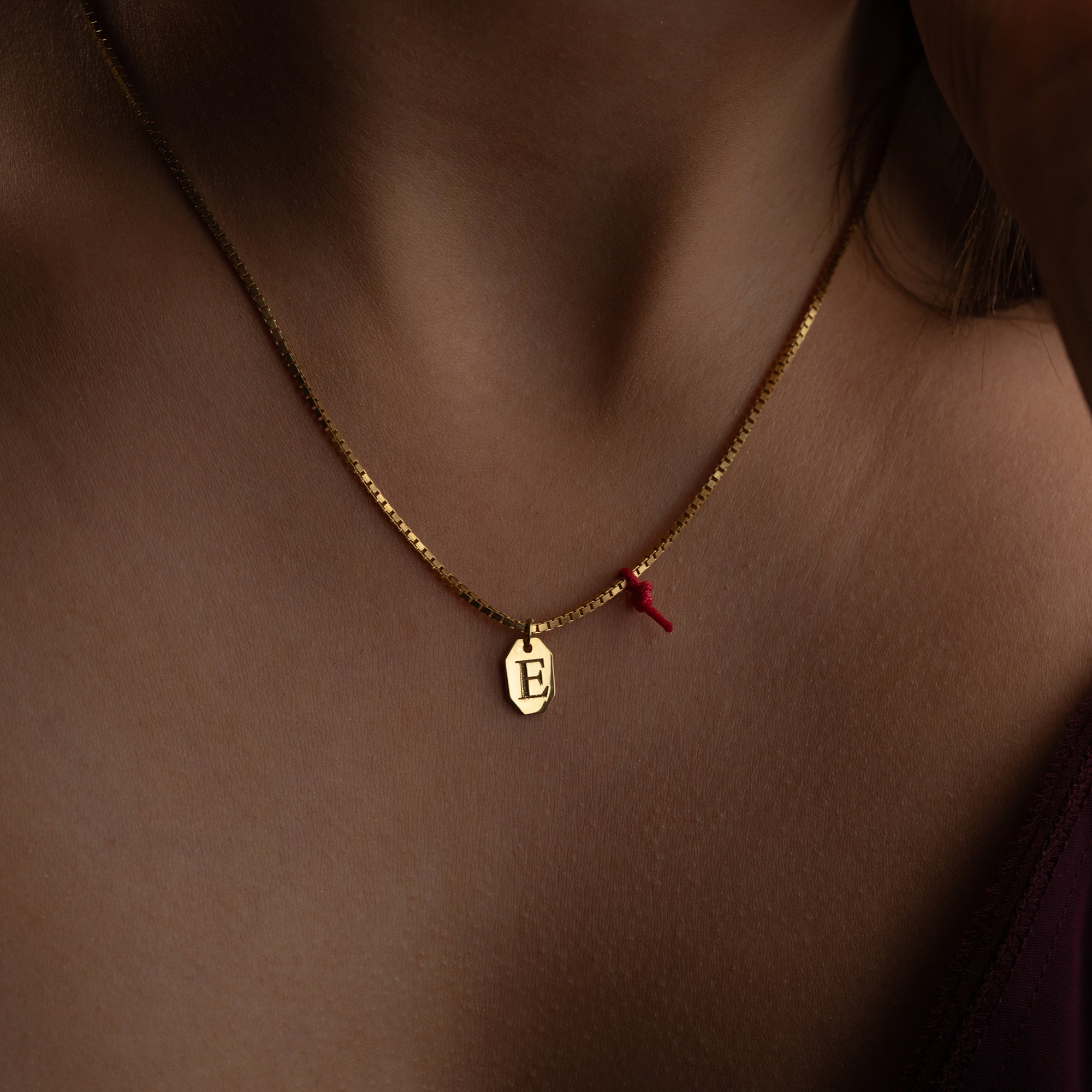 BOKSTAV KUBIK HALSKAND| 925 SILVER