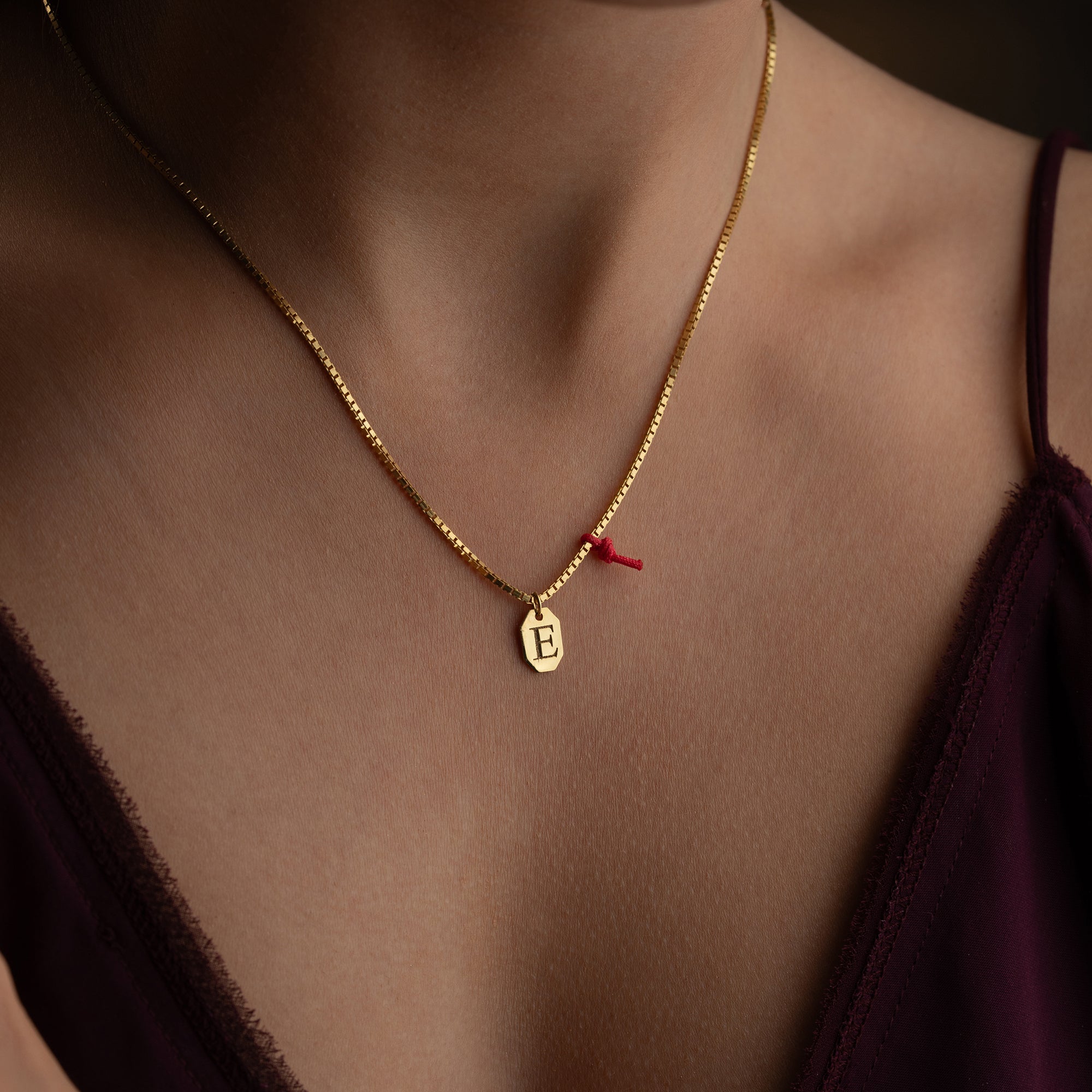 BOKSTAV KUBIK HALSKAND| 925 SILVER