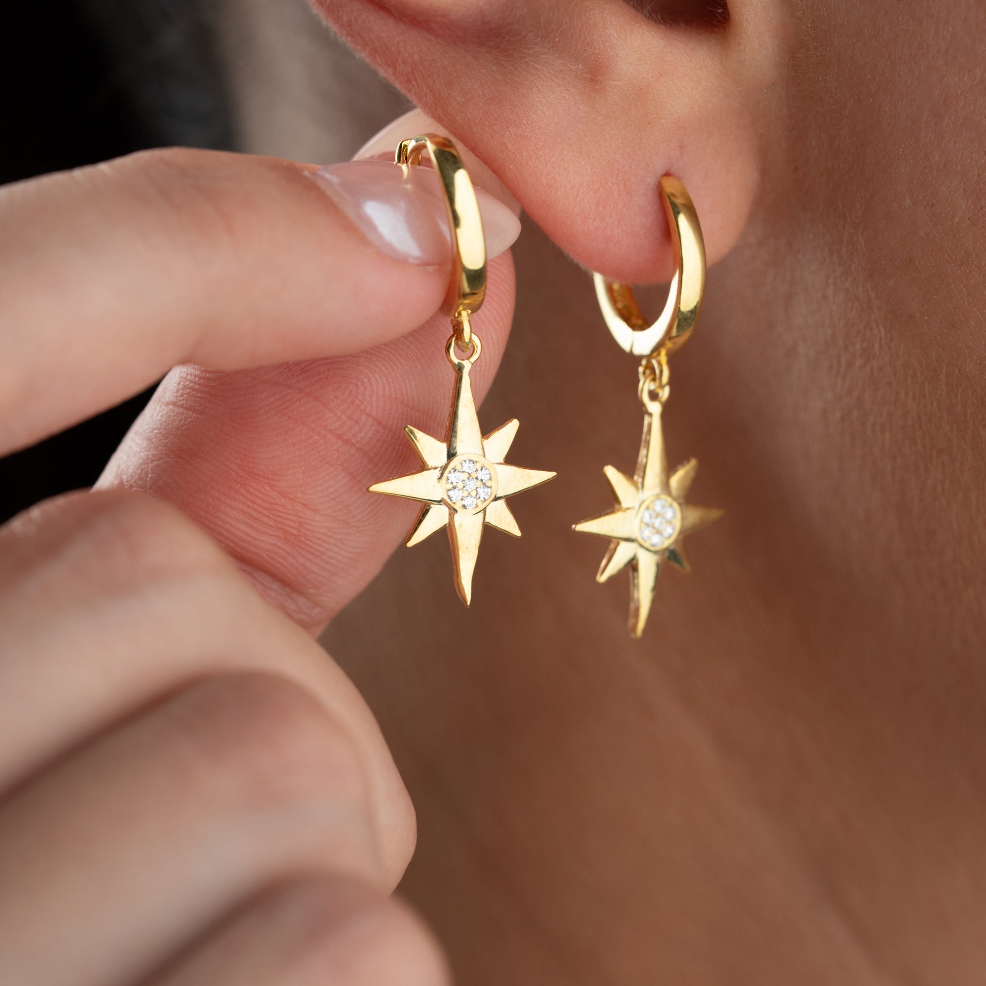 RUBIY ÖRHÄNGEN | 925 SILVER