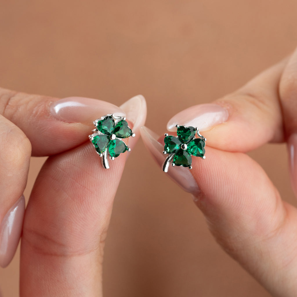 KLÖVER GRÖNA ÖRHÄNGEN | 925 SILVER