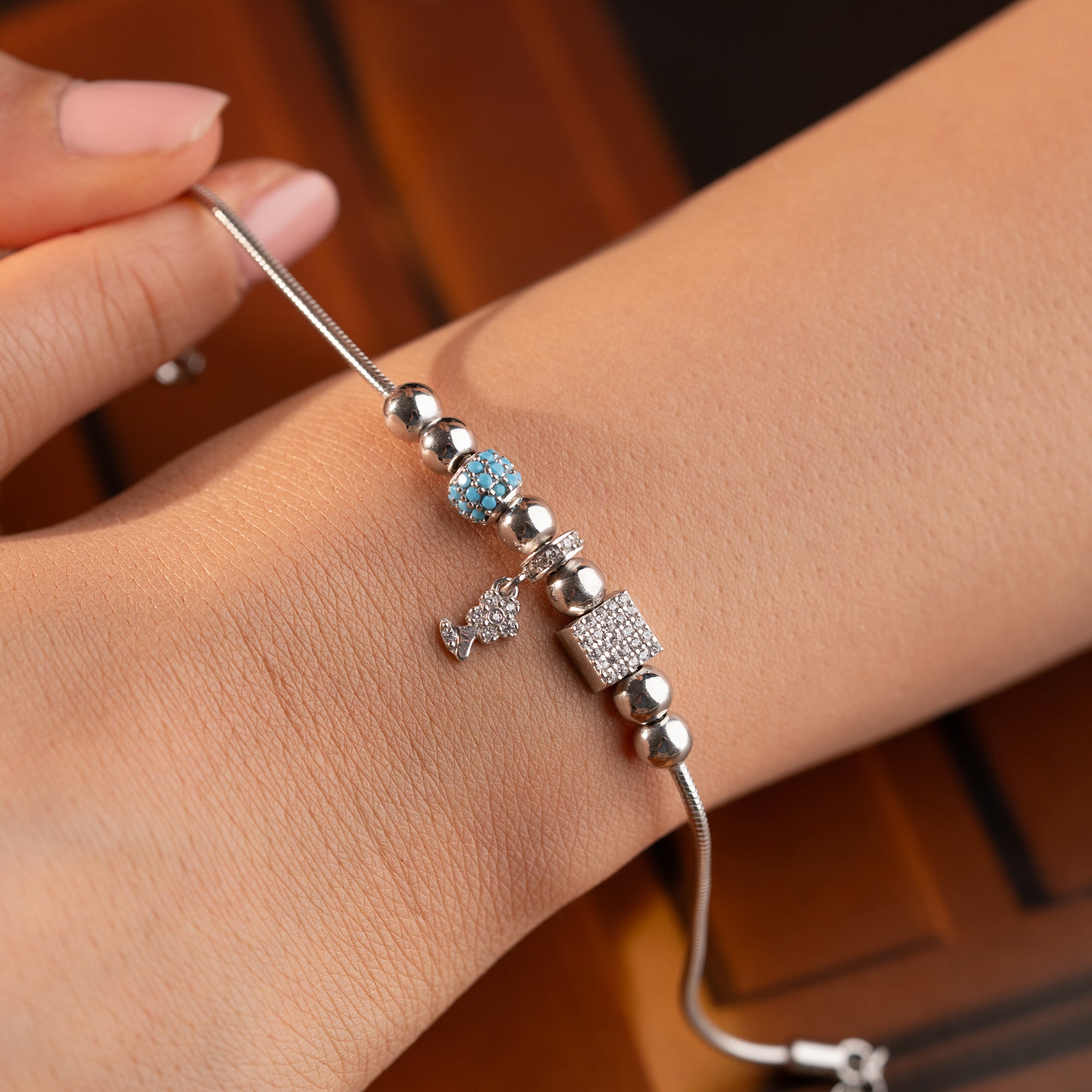 CHARMARMBAND MED ZIRKON | 925 SILVER
