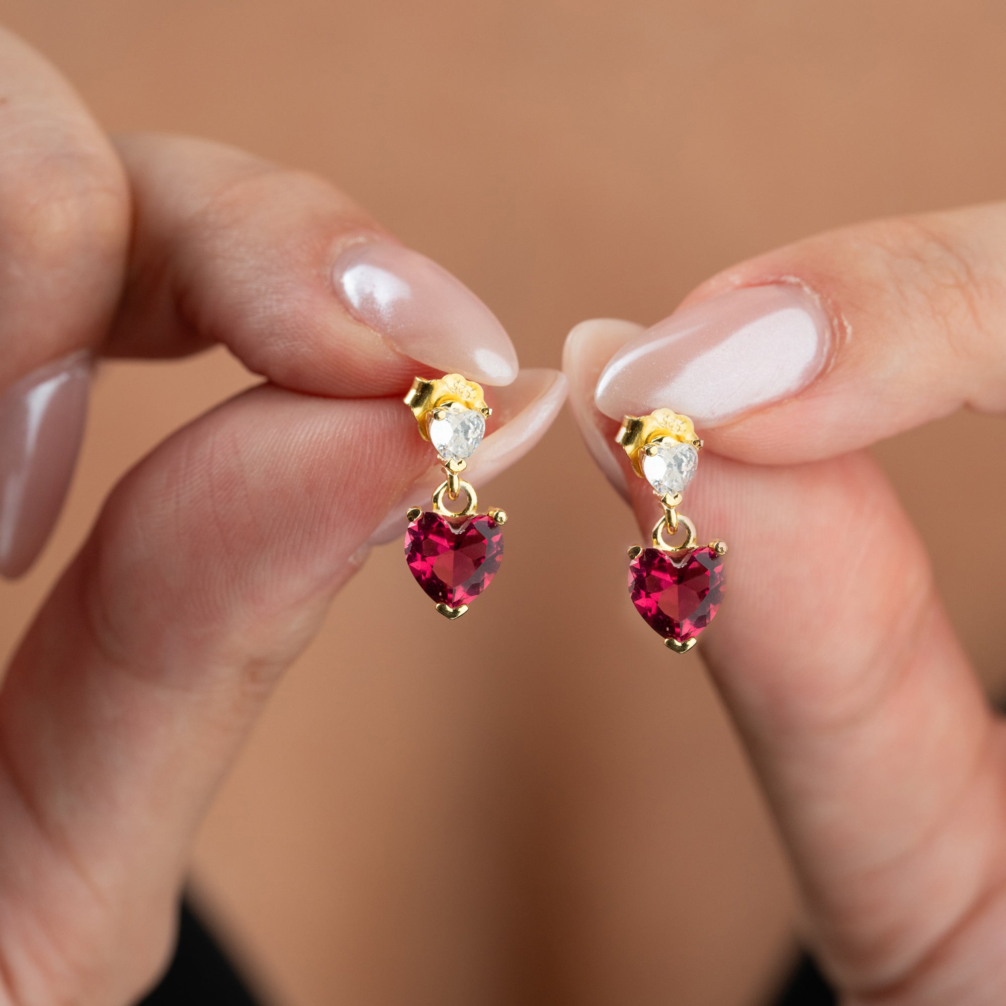 MINI RÖDA HJÄRTA ÖRHÄNGEN | 925 SILVER