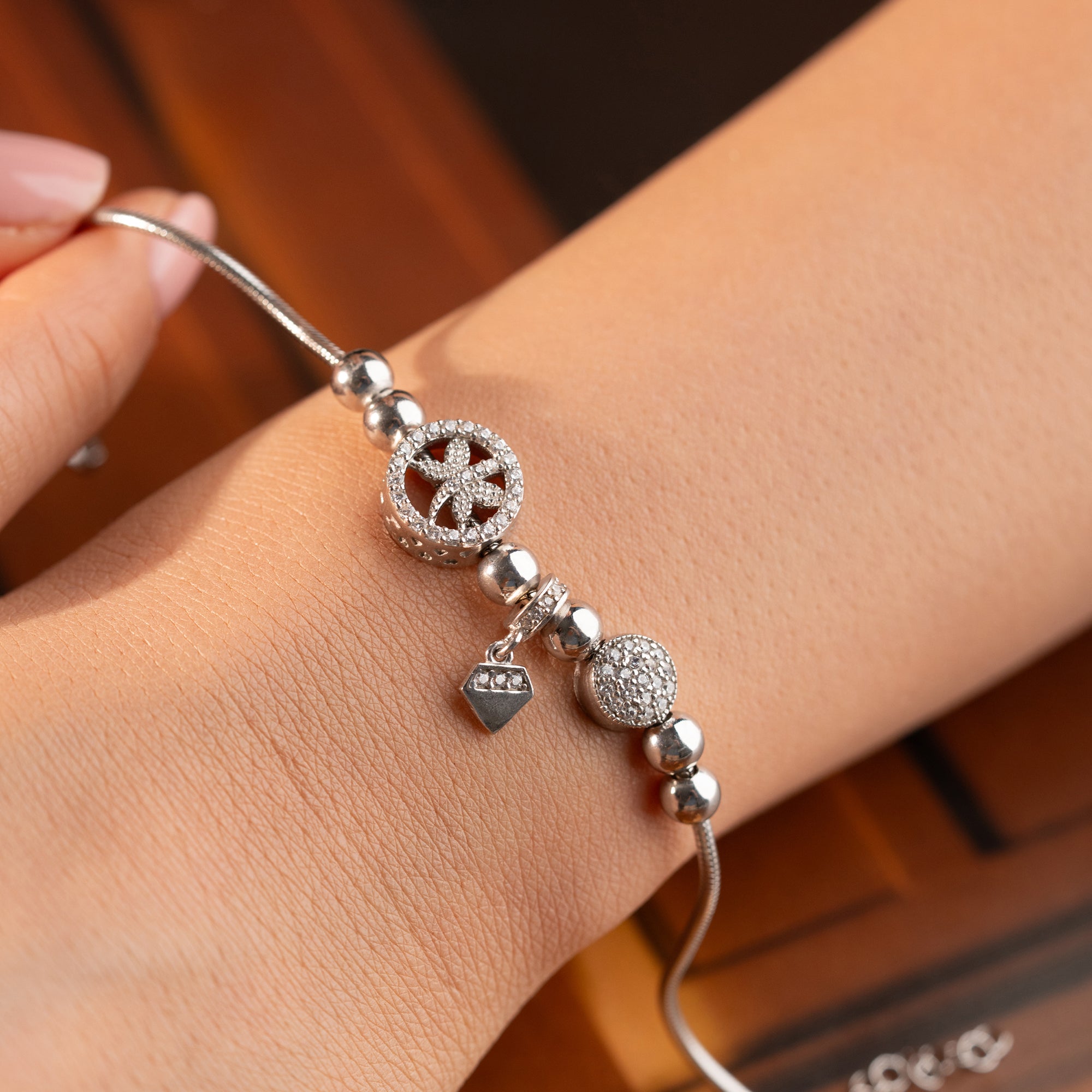 CHARMARMBAND MED LYCKOCHARM | 925 SILVER