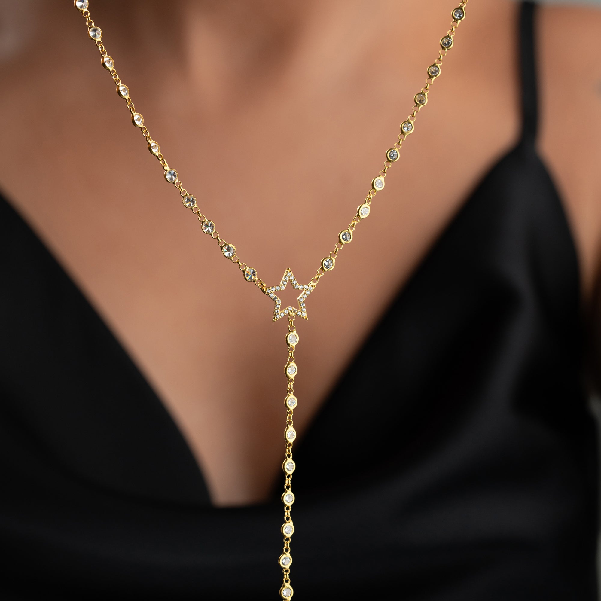 STJÄRNHALSBAND MED ZIRKONER | 925 SILVER