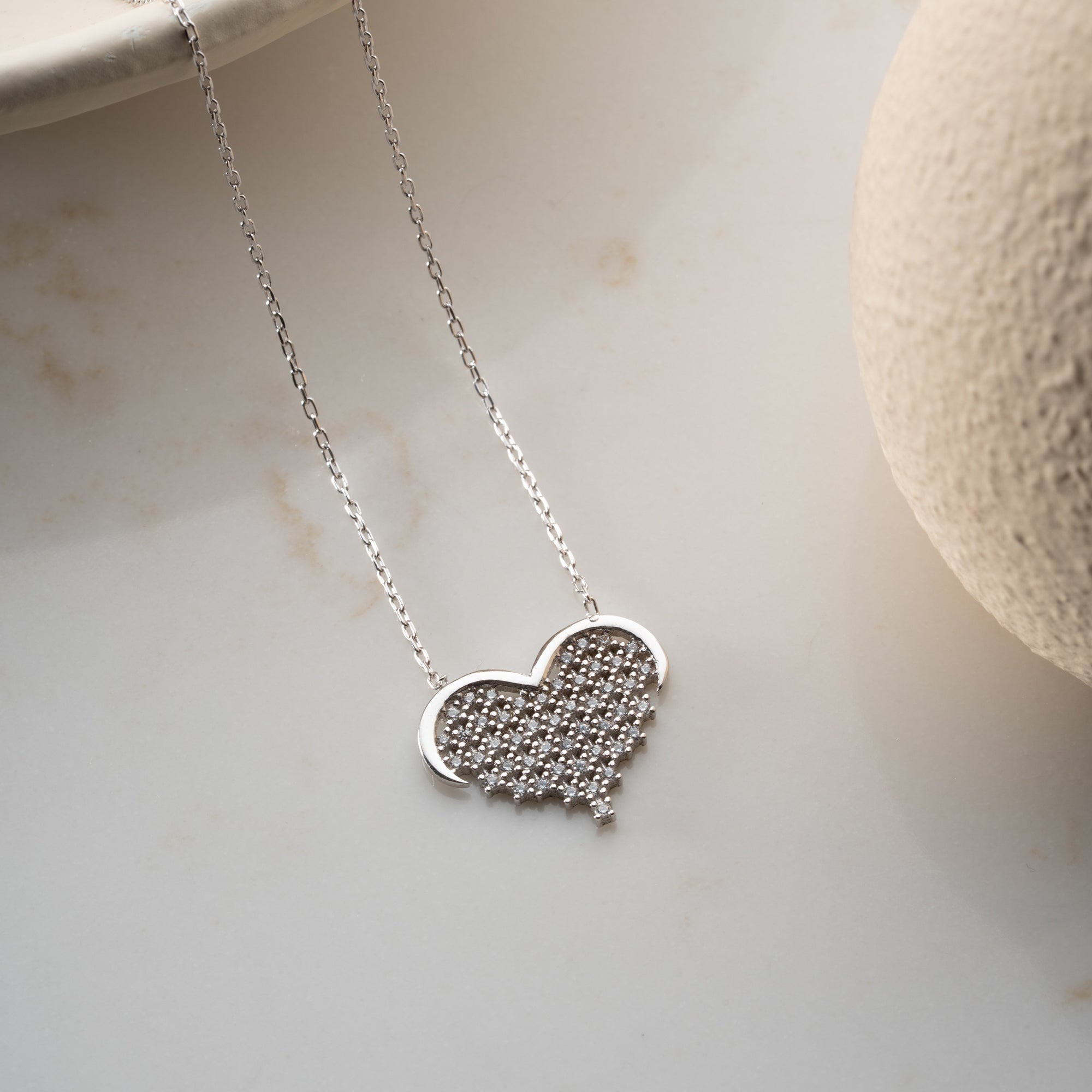 HJÄRTA KRAGE RHINESTONE STEN | 925 SILVER