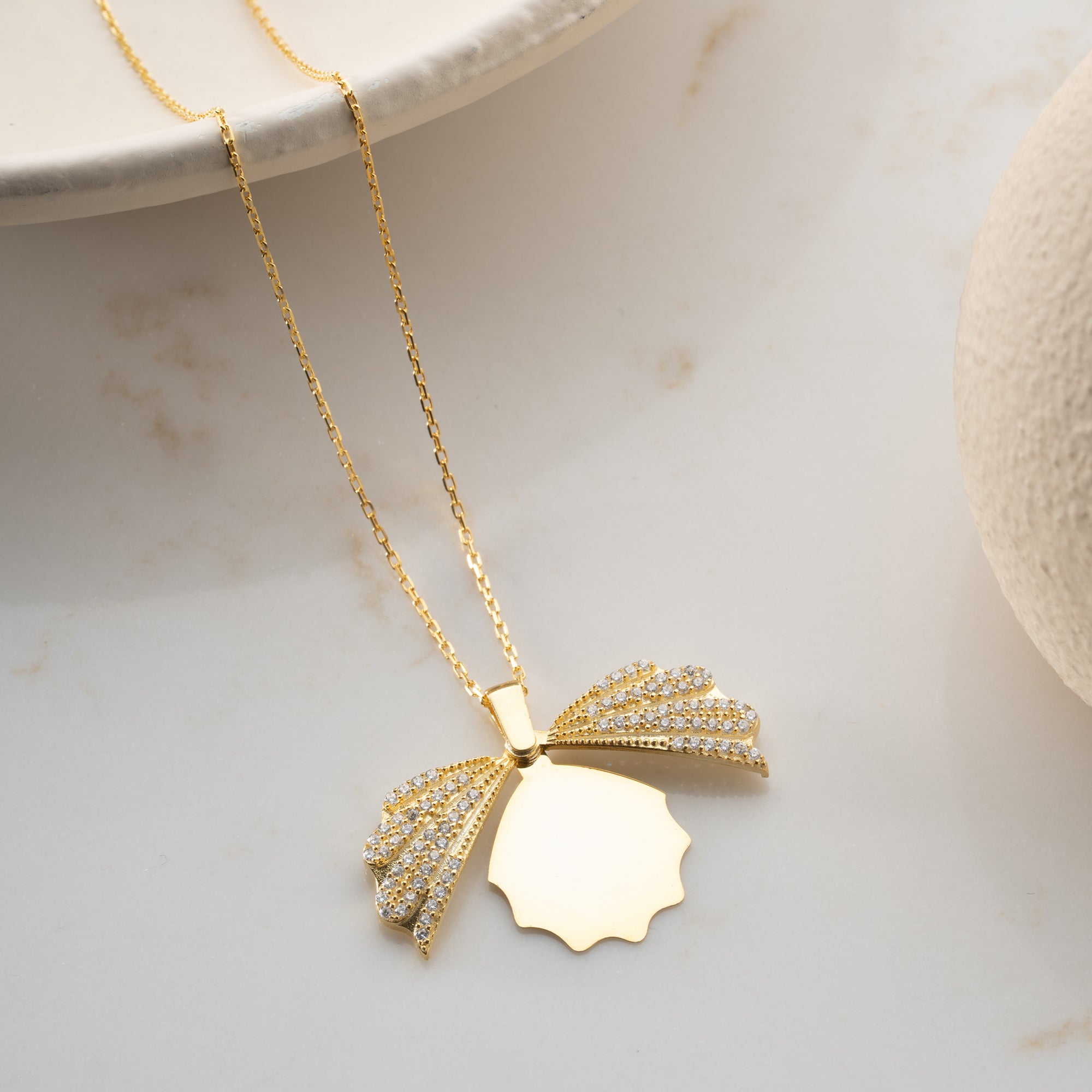 SKAL | KRAGE MED GRAVER | 925 SILVER