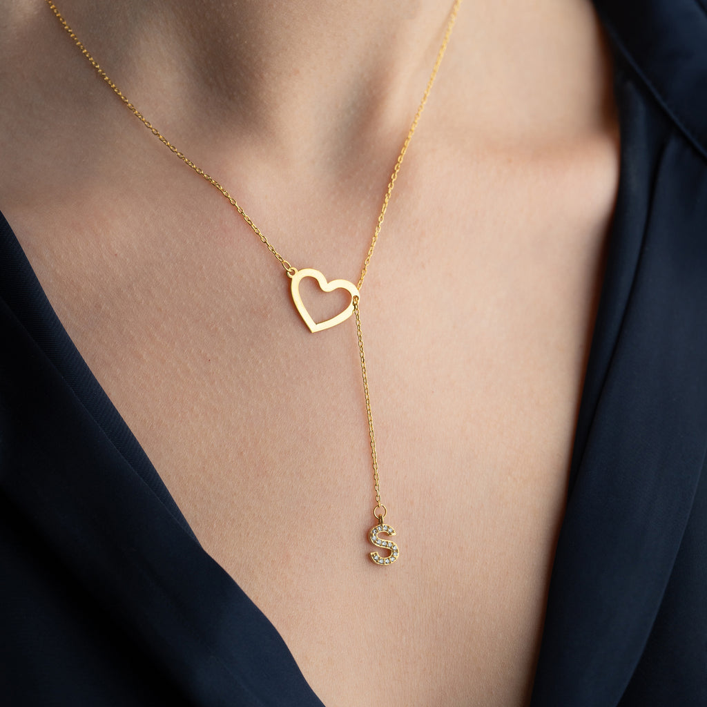 HJÄRTA MED INITAL KRAGE | 925 SILVER