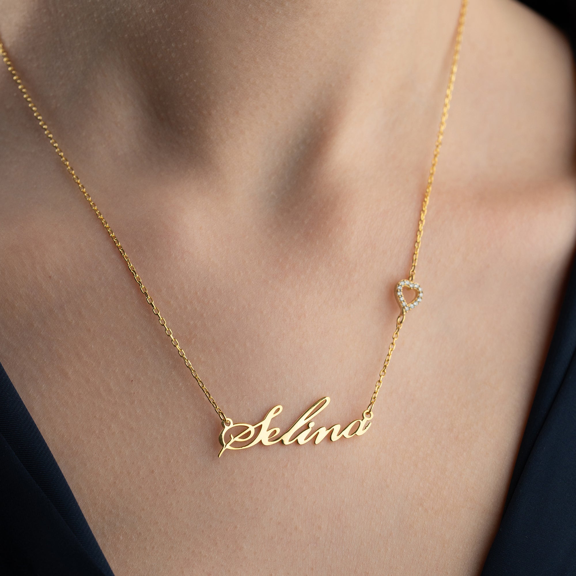 NAMN KRAGE MED ZIRCONIA HJÄRTA | 925 SILVER