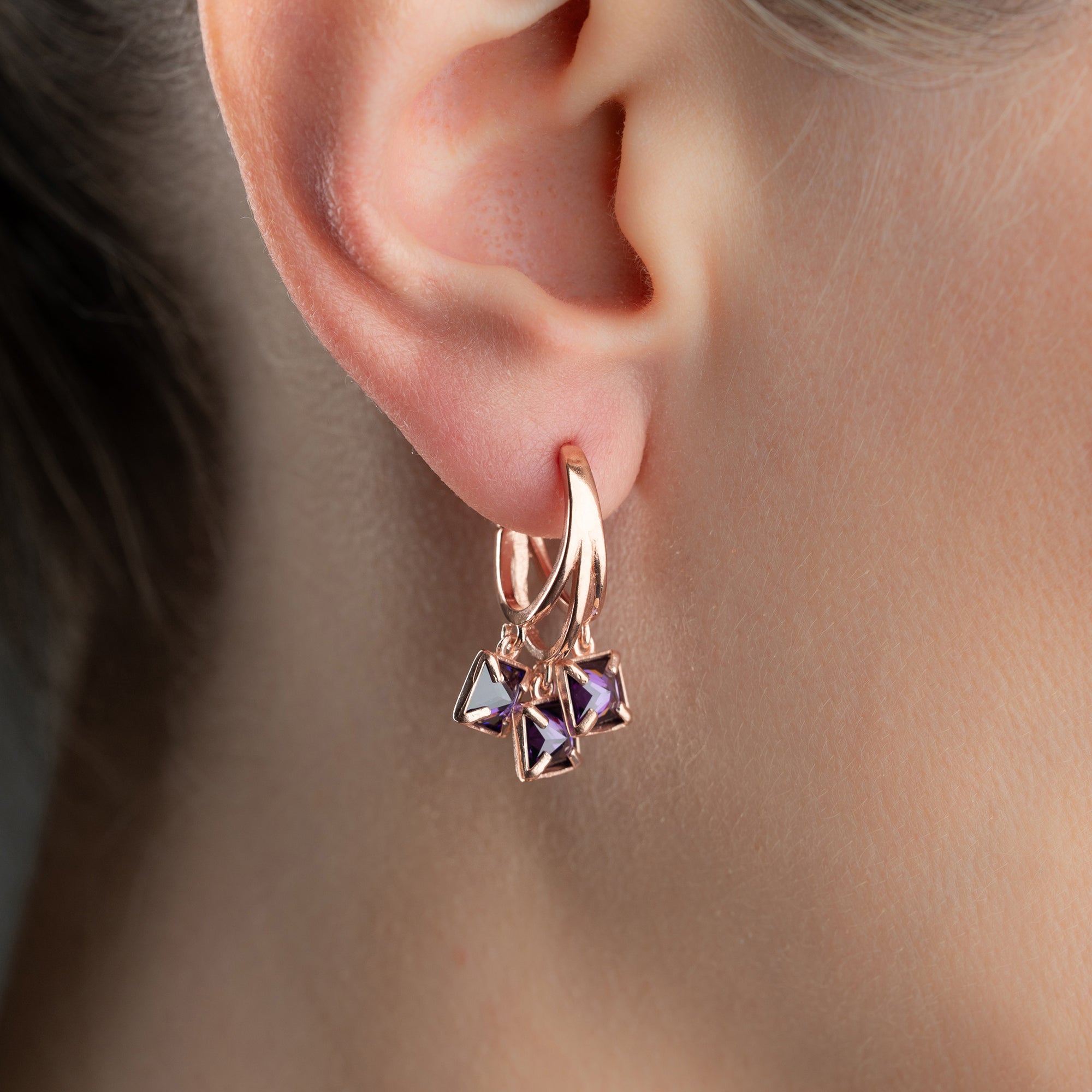 RUNA ÖRHÄNGEN | 925 SILVER