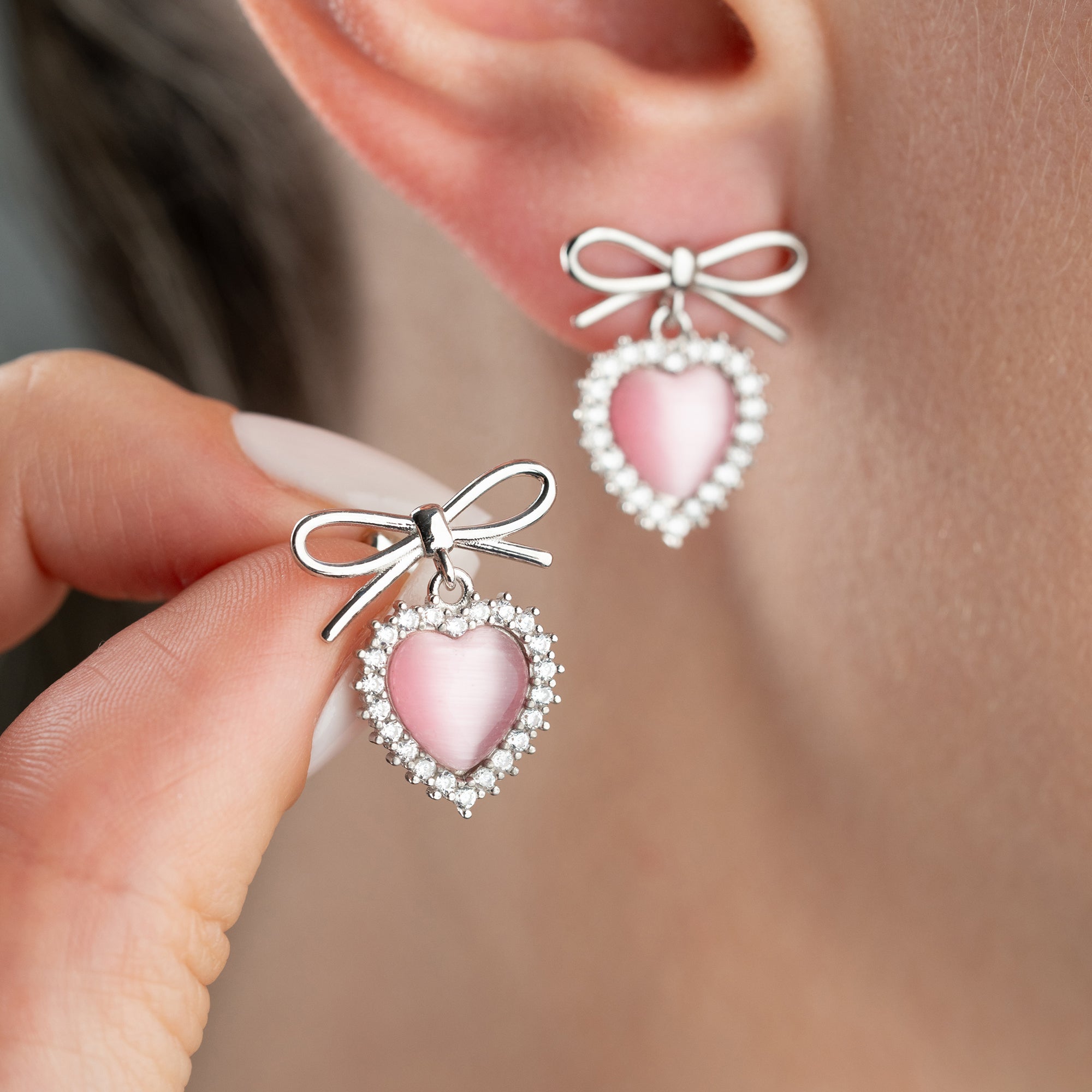 BOW HJÄRTA ÖRHÄNGEN | 925 SILVER