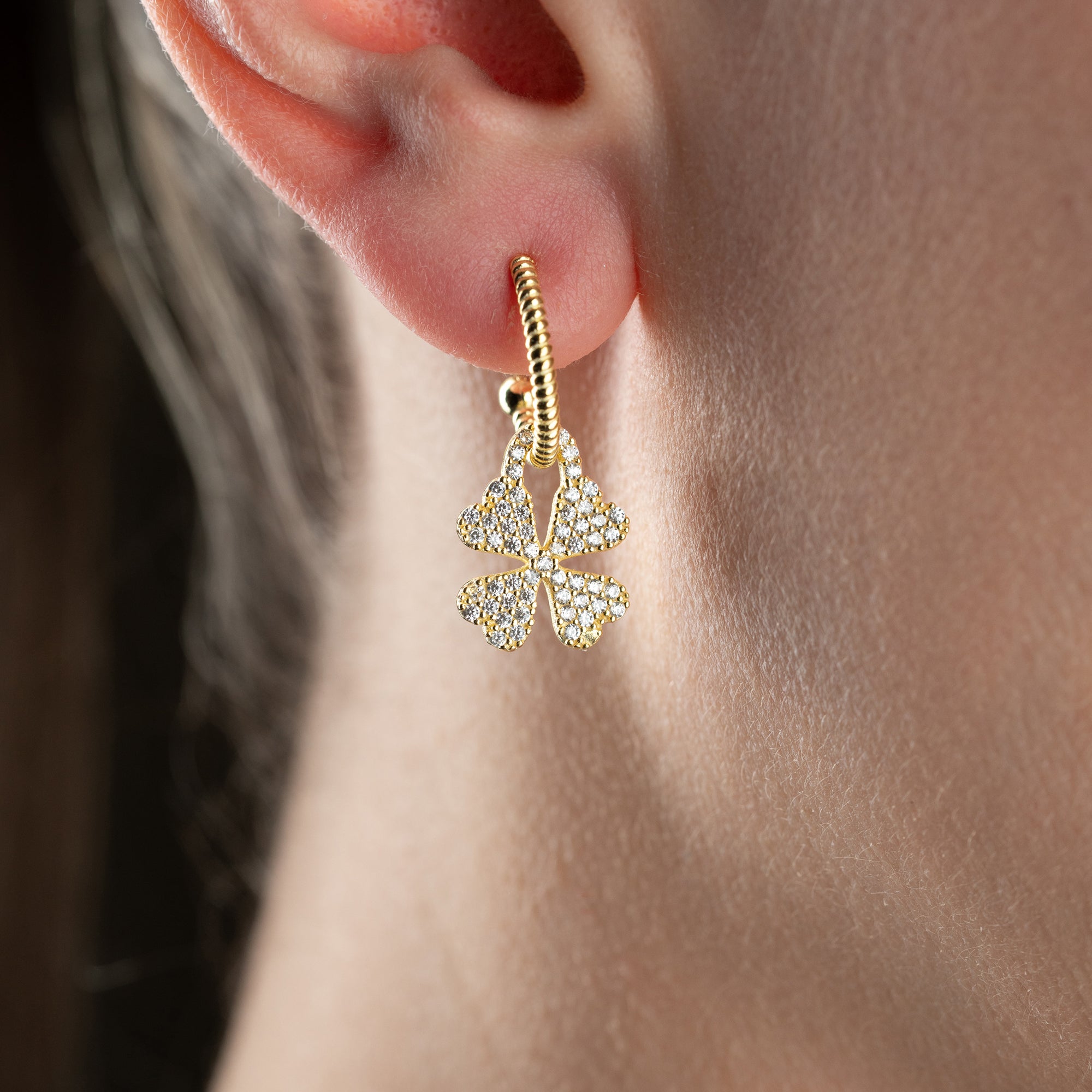 ORYN KLÖVERÖRHÄNGEN | 925 SILVER