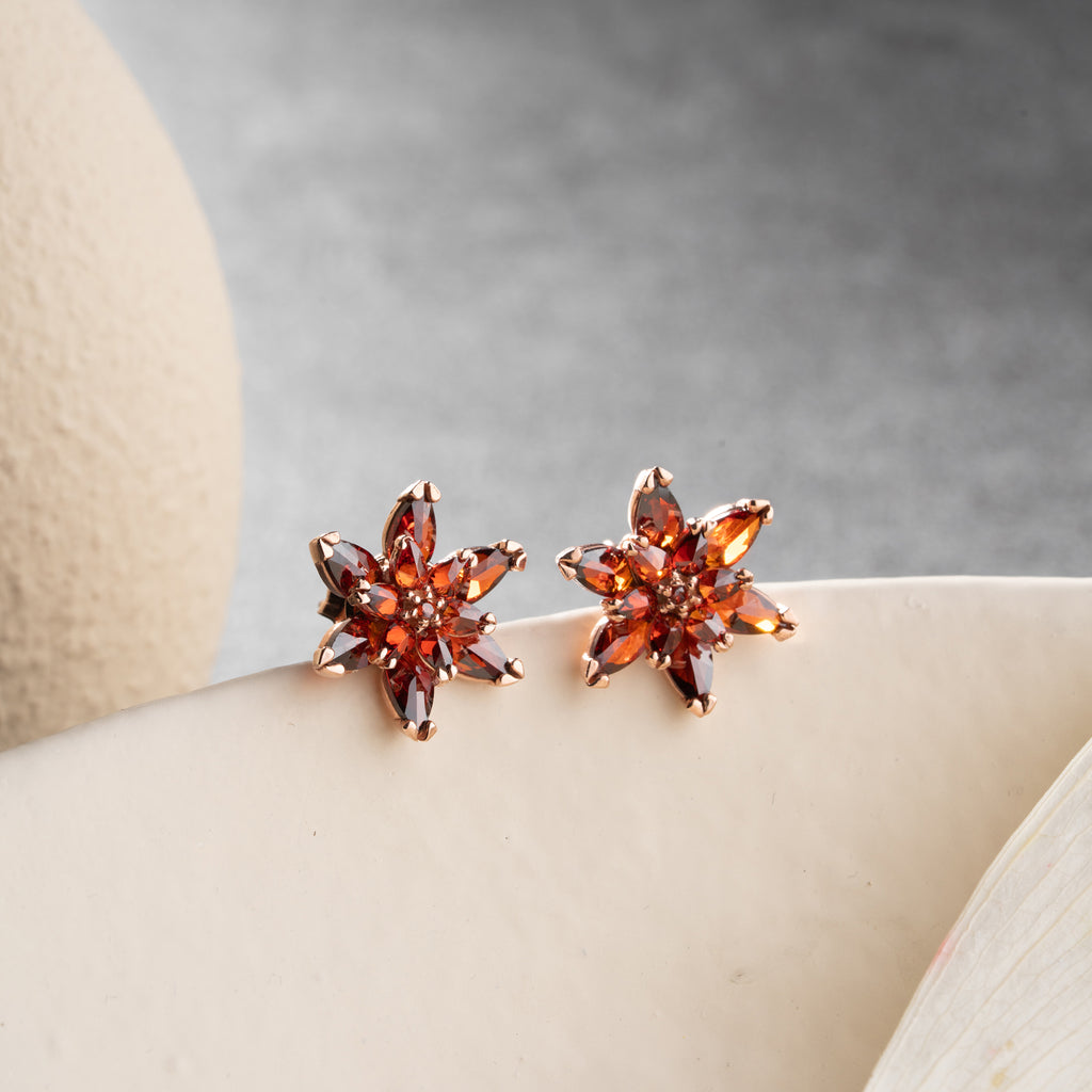 RÖDA LOTUS ÖRHÄNGEN | 925 SILVER