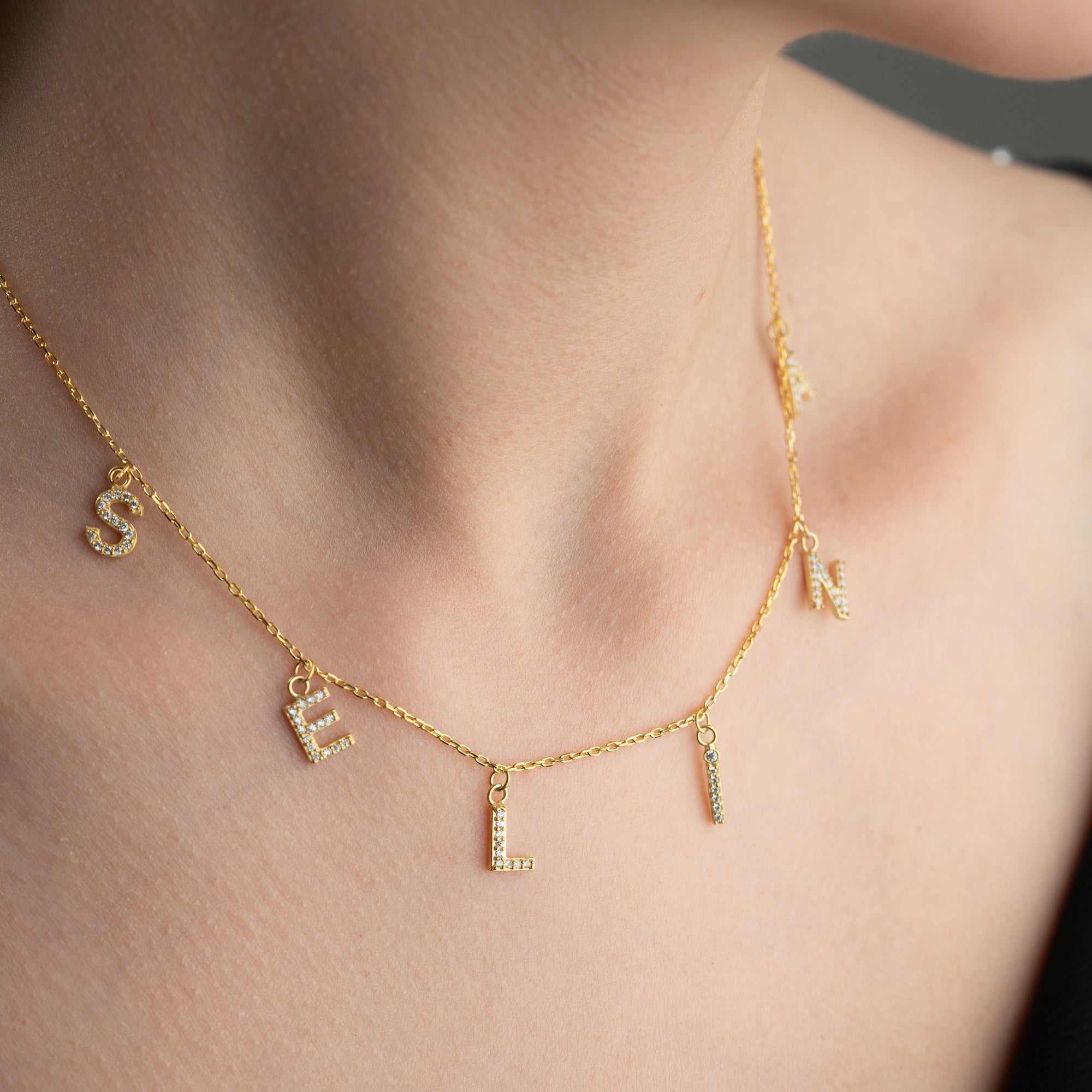 CHOCKER ZIRCONIA NAMN KRAGE | 925 SILVER