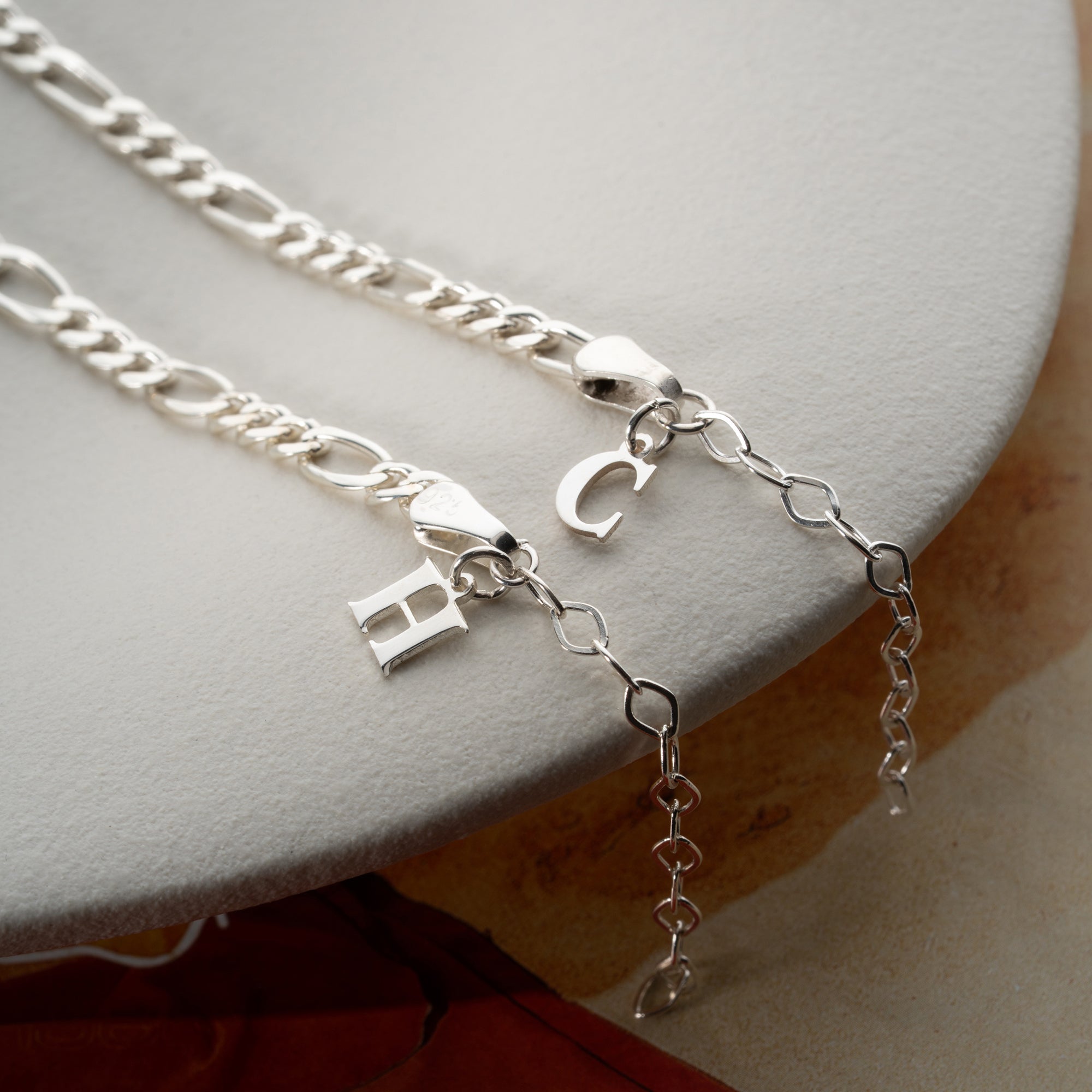 FIGARO BOKSTÄVER BASIC PARTNERARMBAND | 925 SILVER