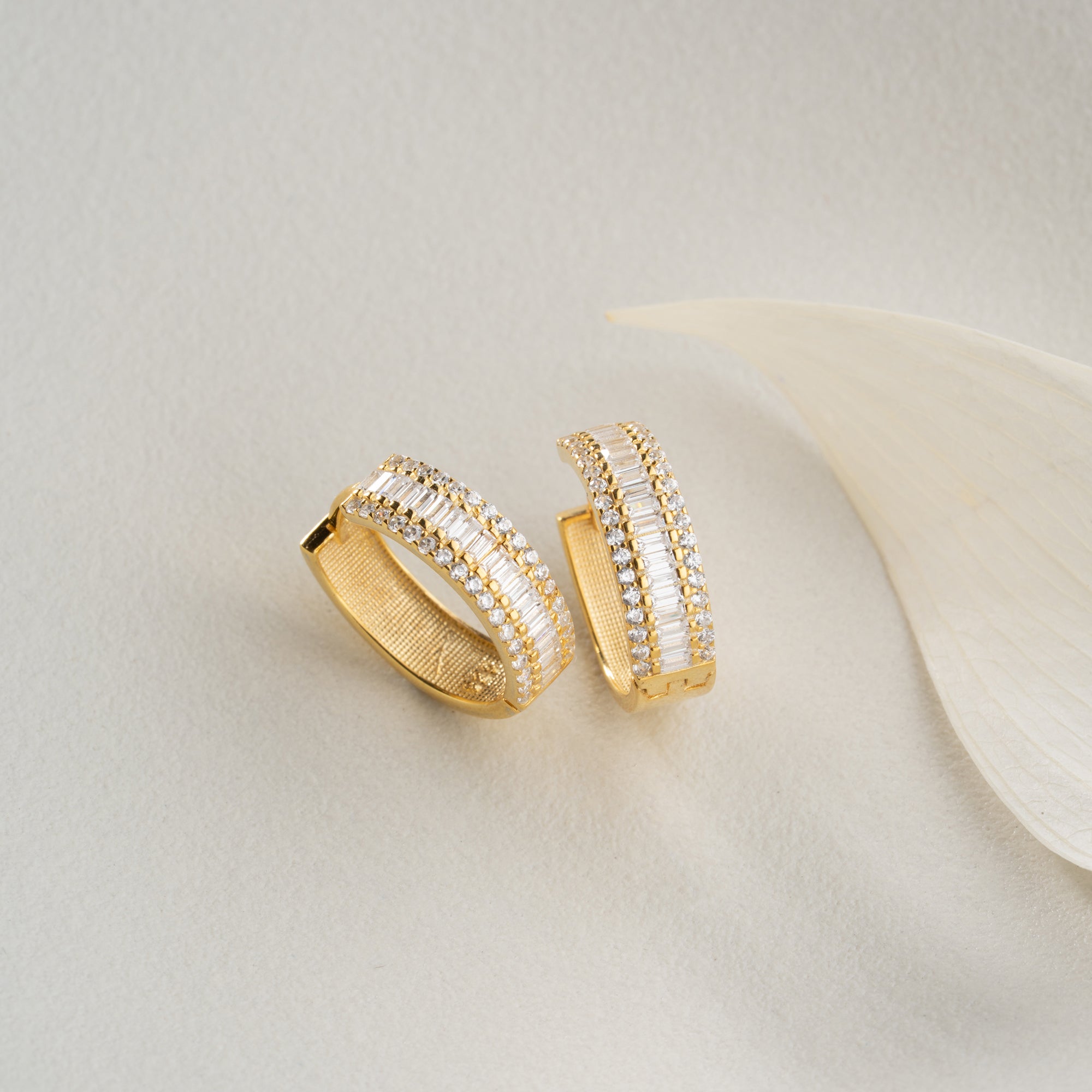 MYRA ÖRHÄNGEN | 925 SILVER