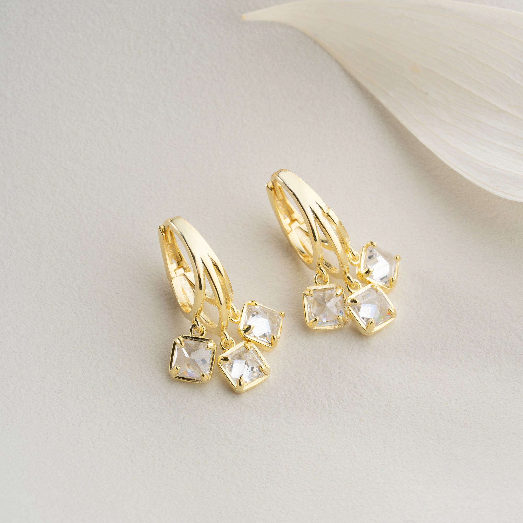 ZERA ÖRHÄNGEN | 925 SILVER