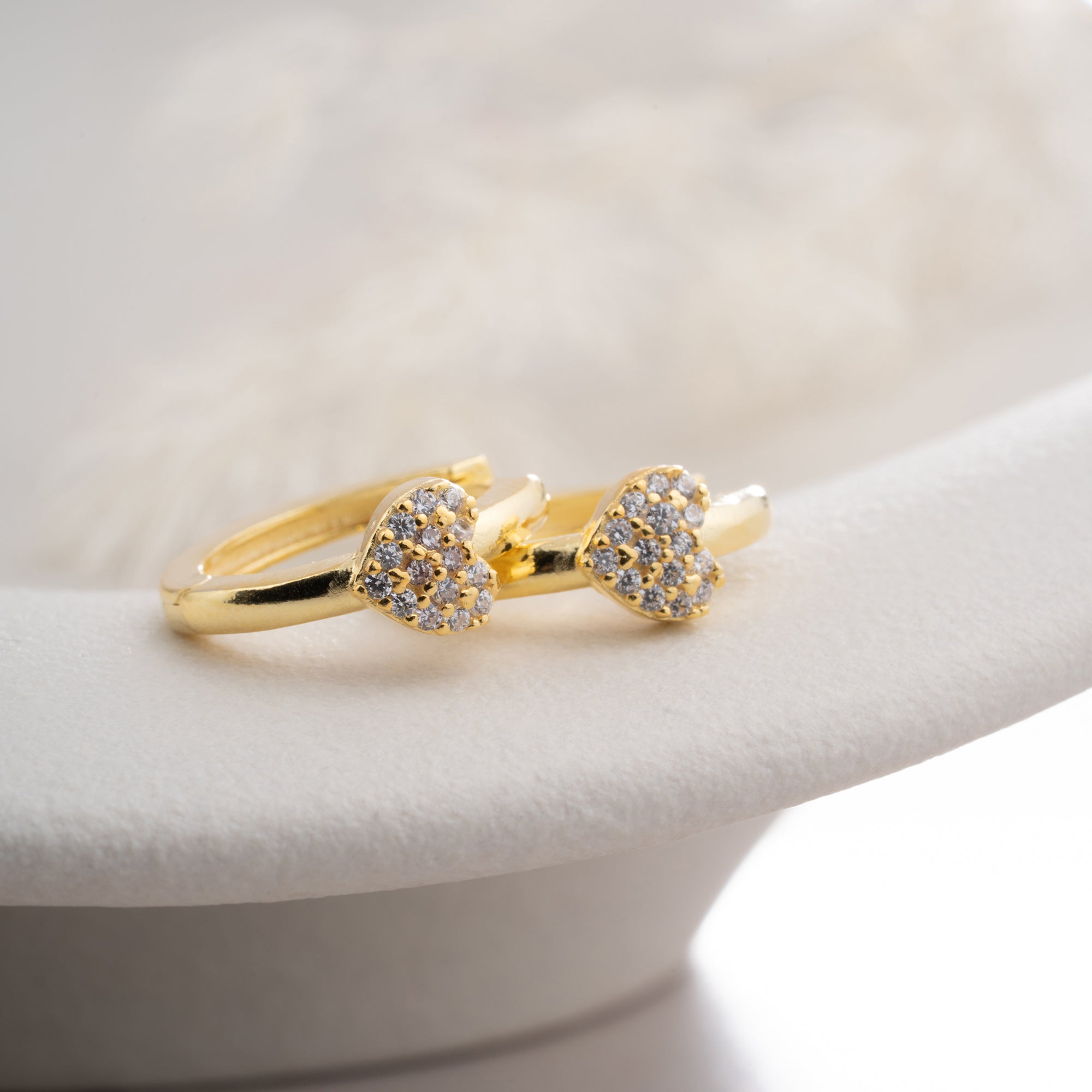 ÖGONHÄNG MED SÖT HJÄRTA | 925 SILVER