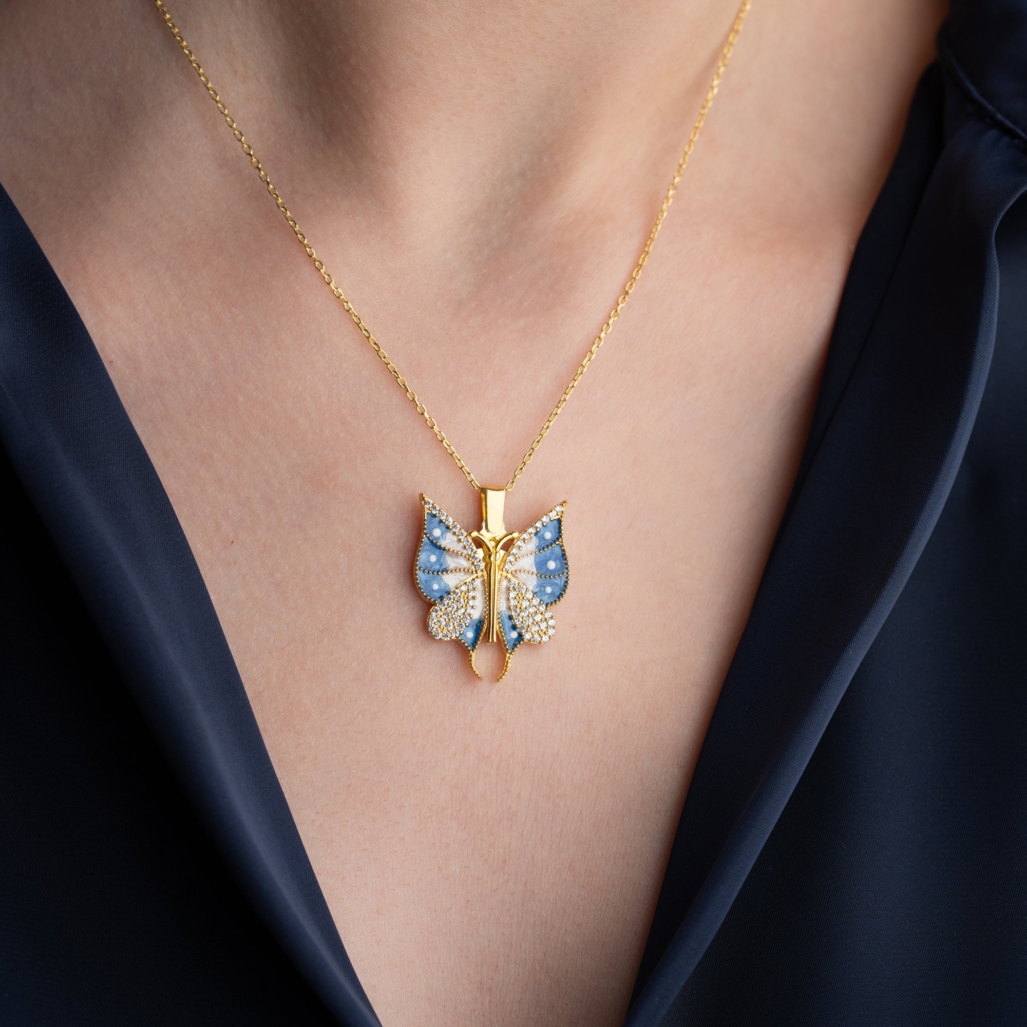 KRAGE MED VILGGRAVER | 925 SILVER