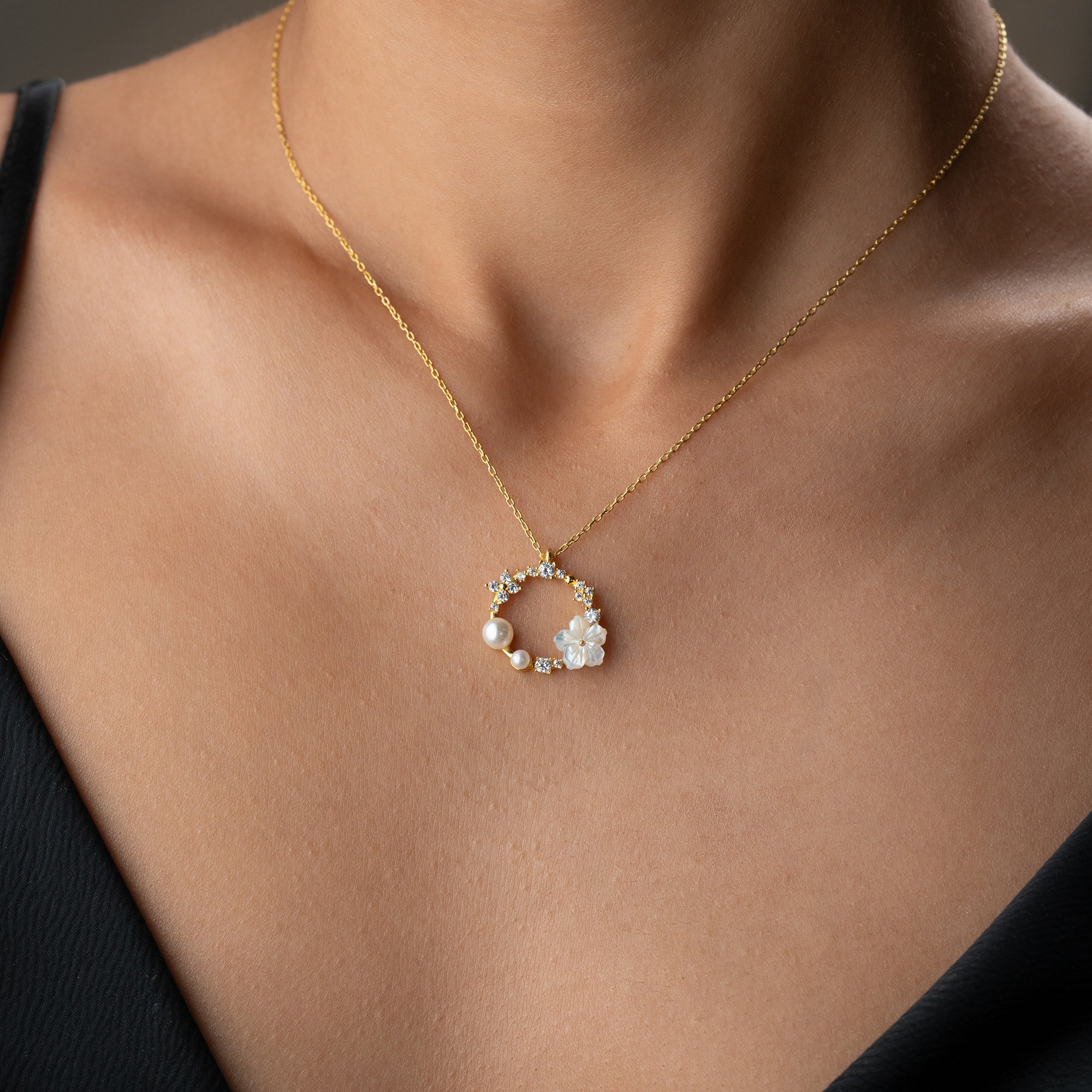 PÄRLMOR BLOMMA MED PÄRL KRAGE | 925 SILVER 