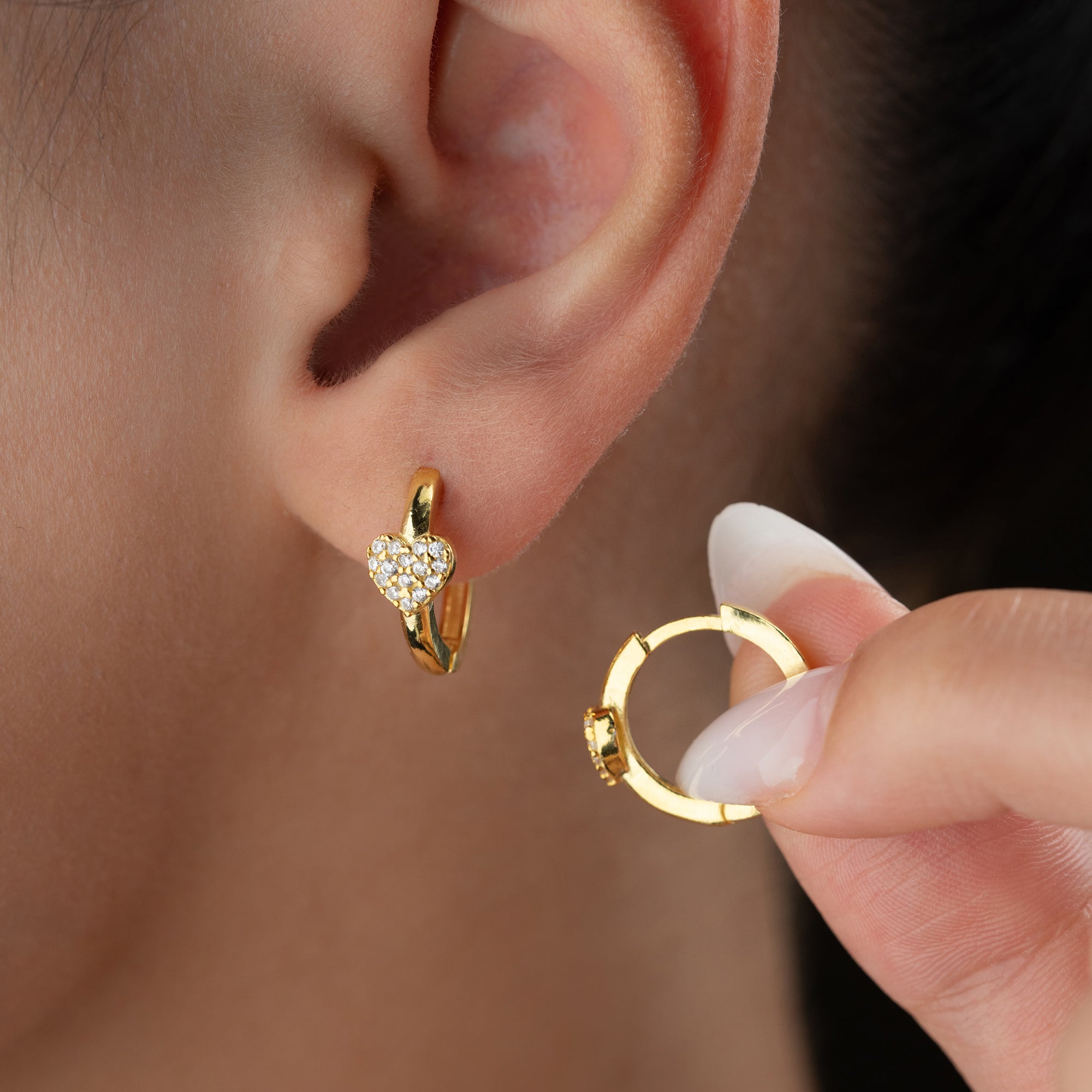 ÖGONHÄNG MED SÖT HJÄRTA | 925 SILVER