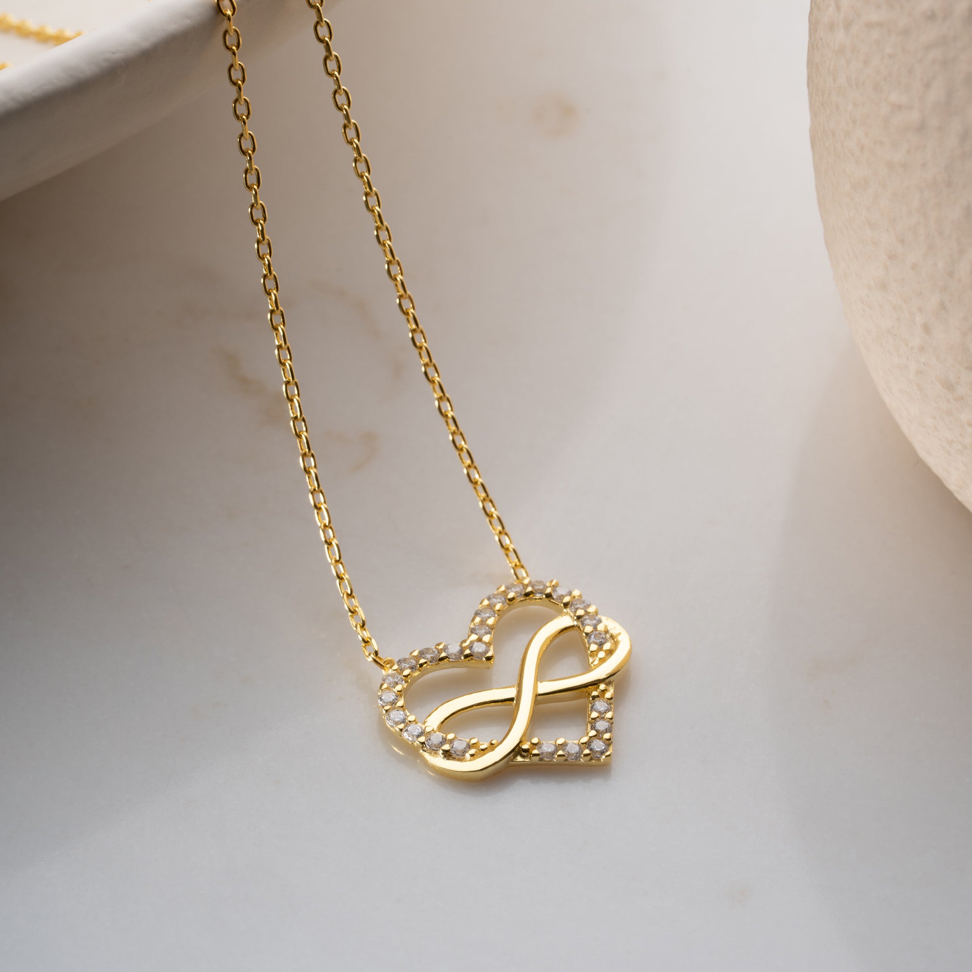 HJÄRTA INFINITY KRAGE | 925 SILVER 