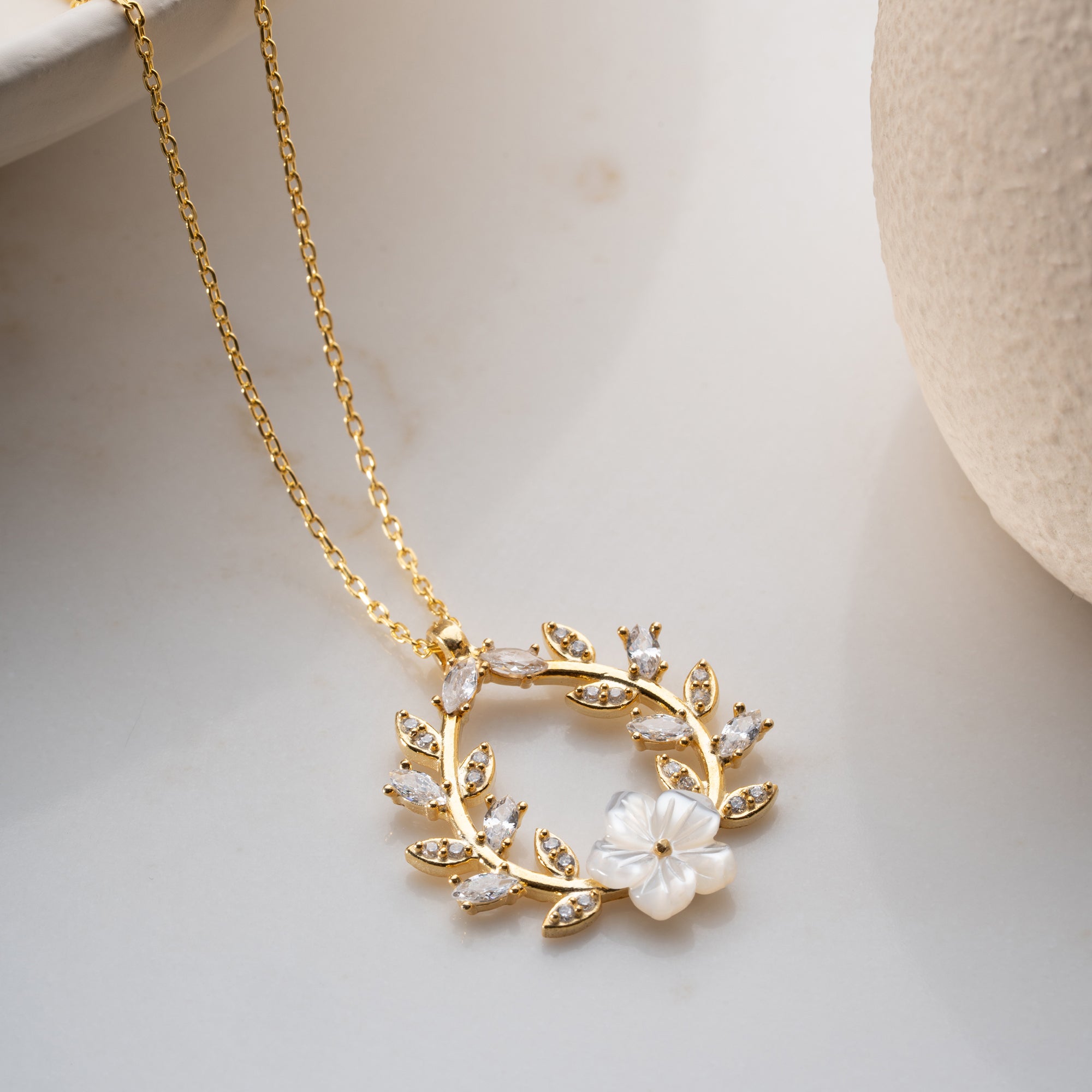 PÄRLMOTOR BLOMMA KRAGE | 925 SILVER 