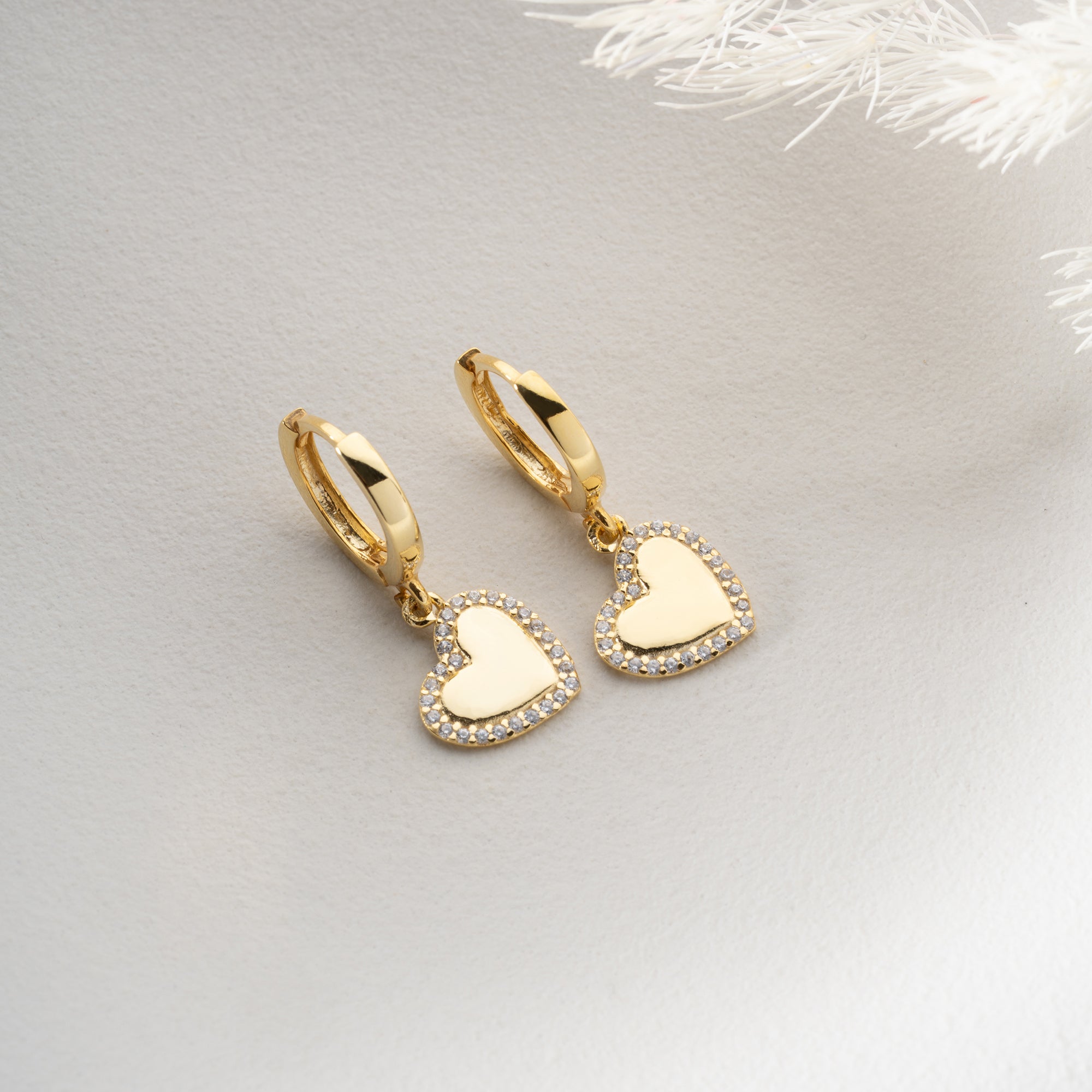 GIA HJÄRTA ÖRHÄNGEN | 925 SILVER