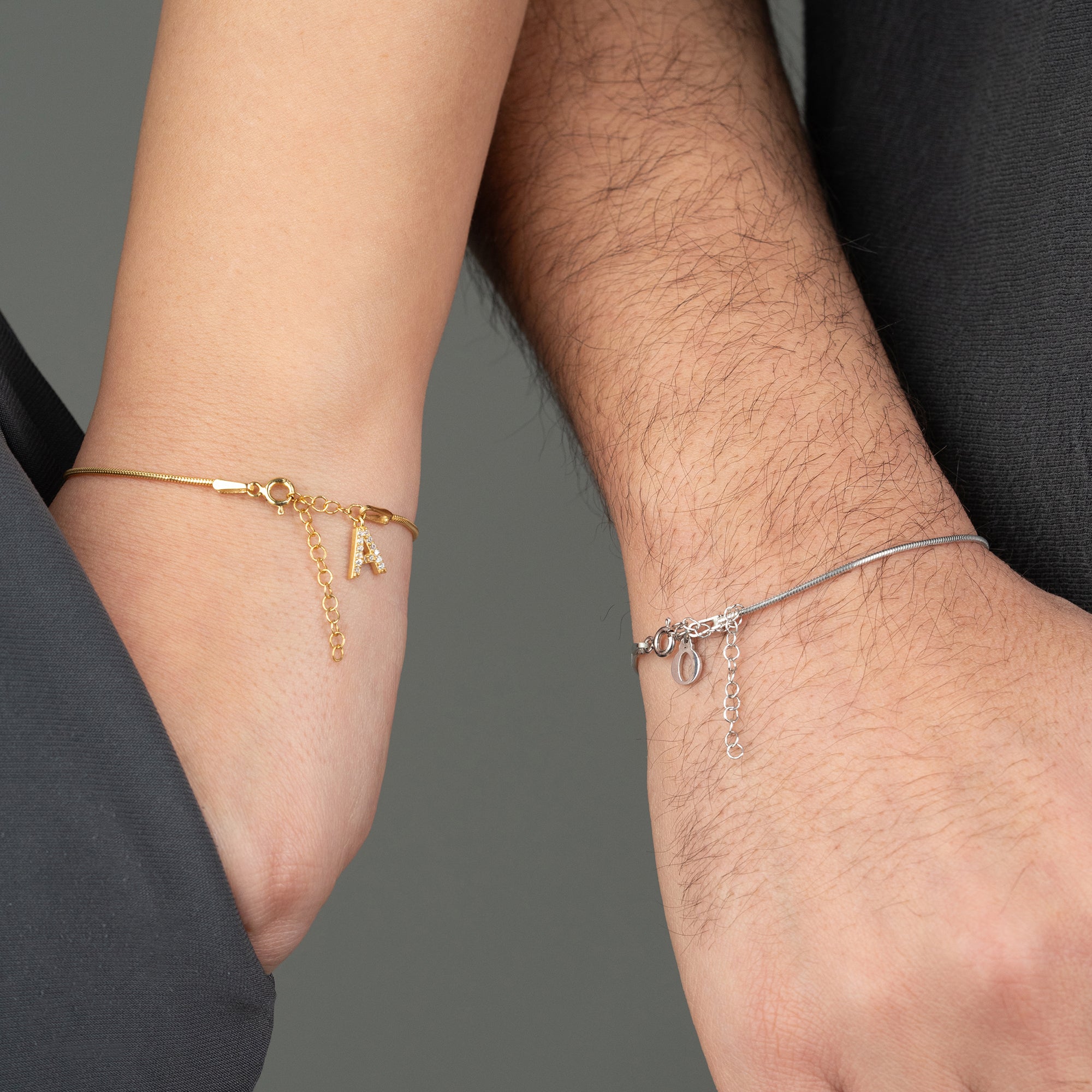 SMART ARMBAND MED ORMSKINN MED BOKSTÄVER PARTNER | 925 SILVER