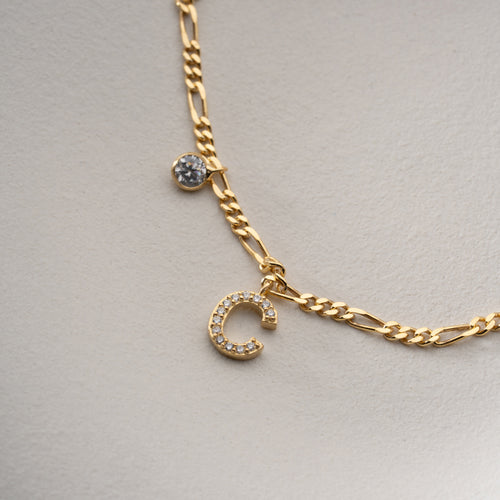 ARMBAND FIGARO ZIRCONIA MED BOKSTAV | 925 SILVER