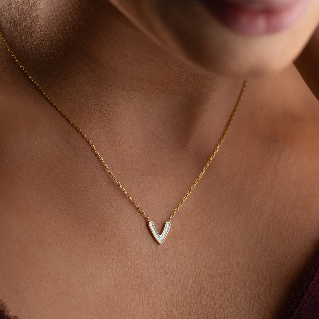 MINIMAL VITT HJÄRTA KRAGE | 925 SILVER