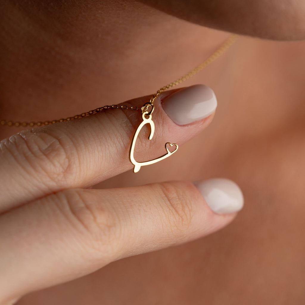 STORT BREV KRAGE MED MINI-HJÄRTA | 925 SILVER