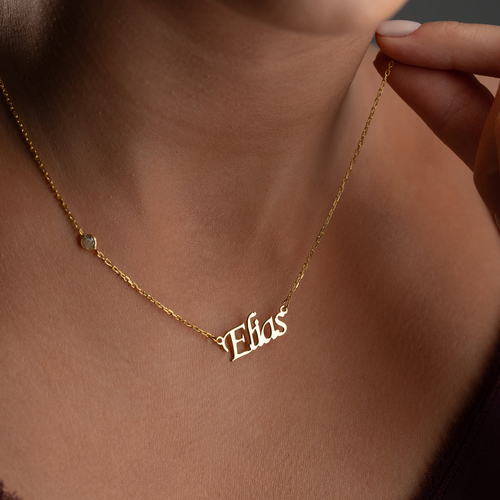 HORISONTAL NAMNKEDJA MED STEN - 925 SILVER