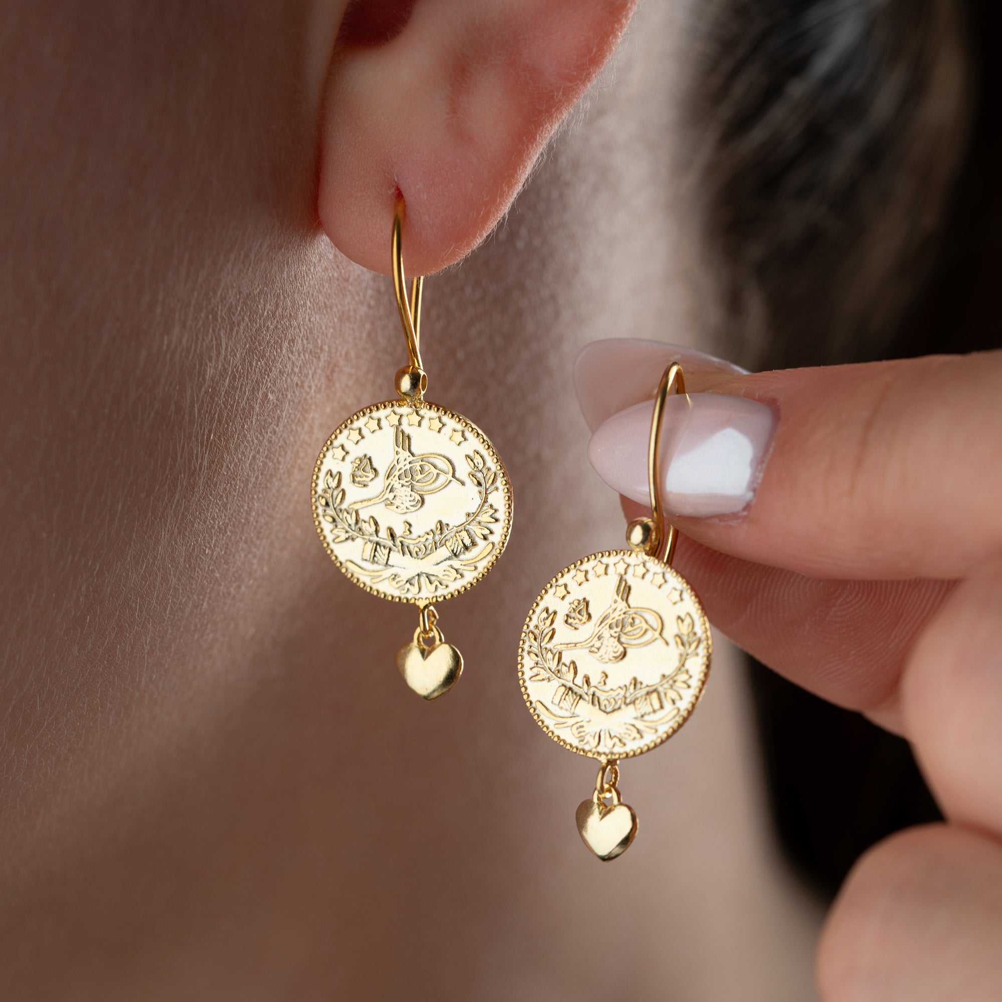 RESAT MED HJÄRTAÖRHÄNGE | 925 SILVER