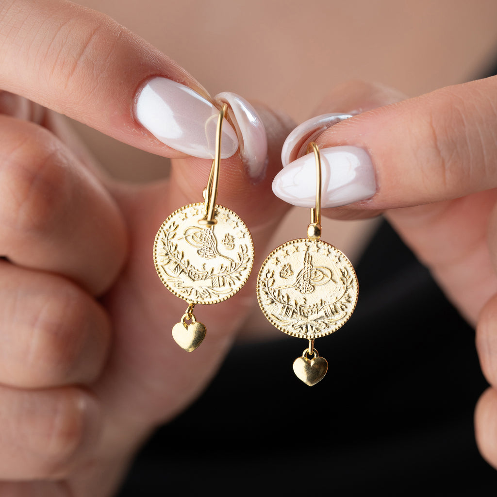 RESAT MED HJÄRTAÖRHÄNGE | 925 SILVER