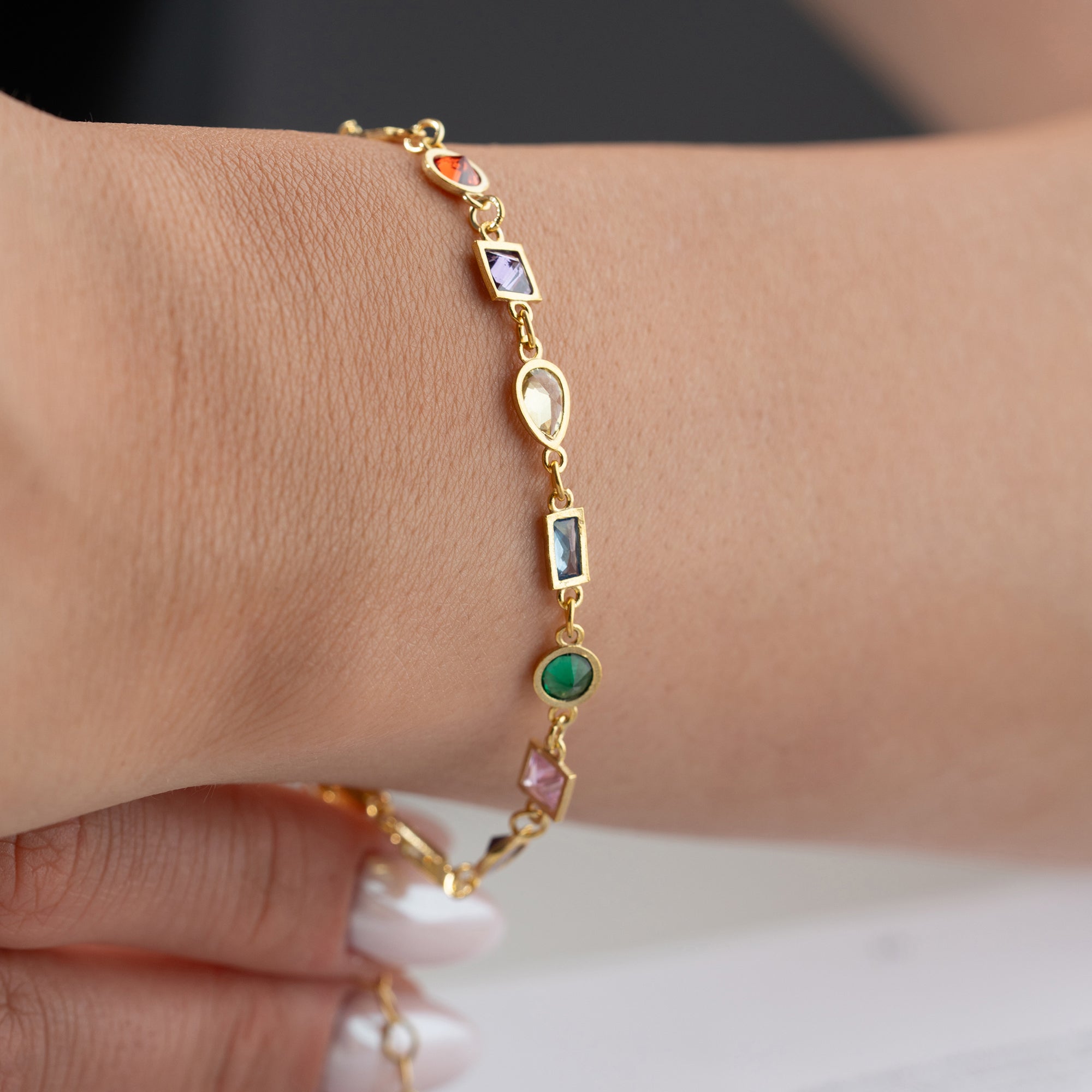 ASYMMETRISKA FÄRGADE ARMBAND | 925 SILVER