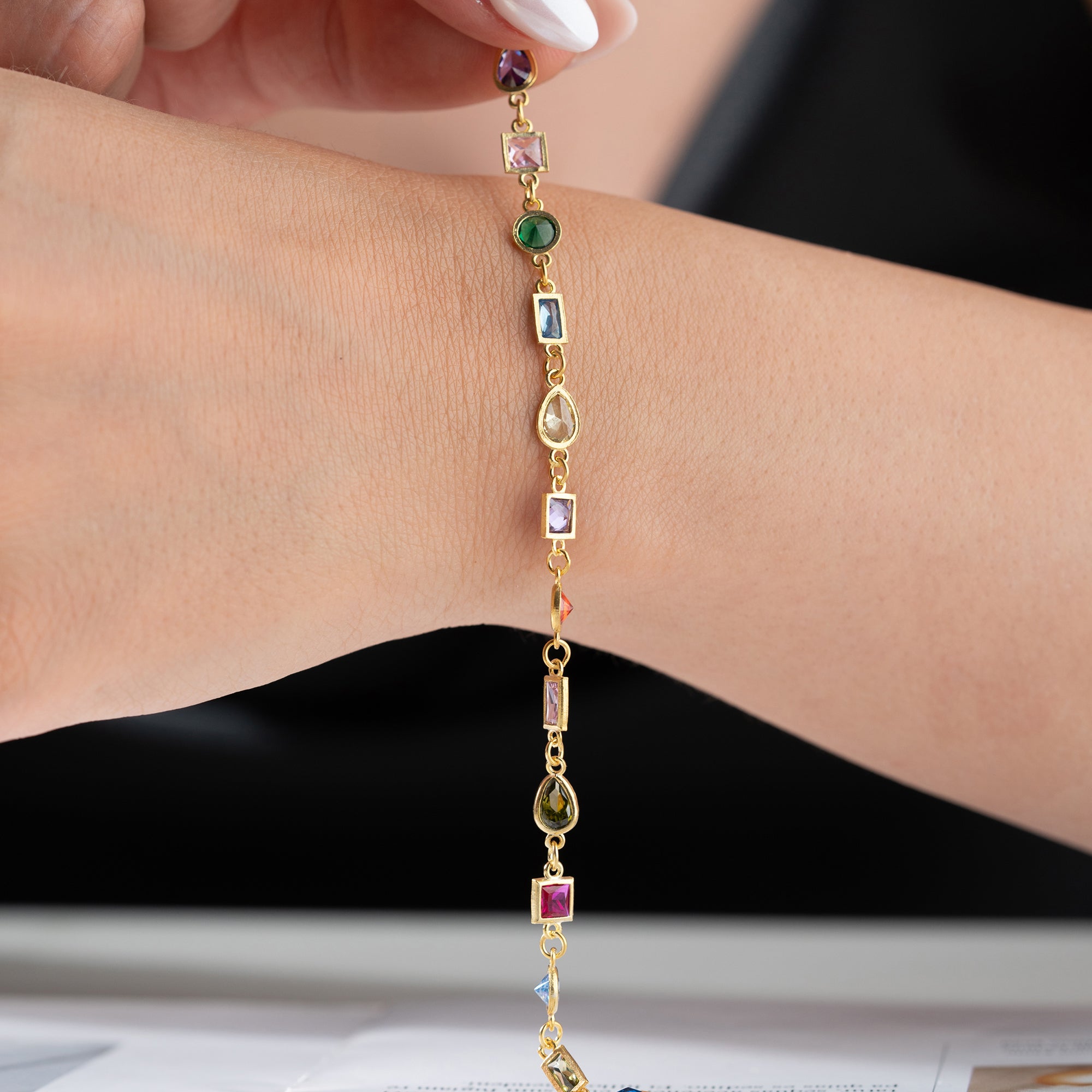 ASYMMETRISKA FÄRGADE ARMBAND | 925 SILVER