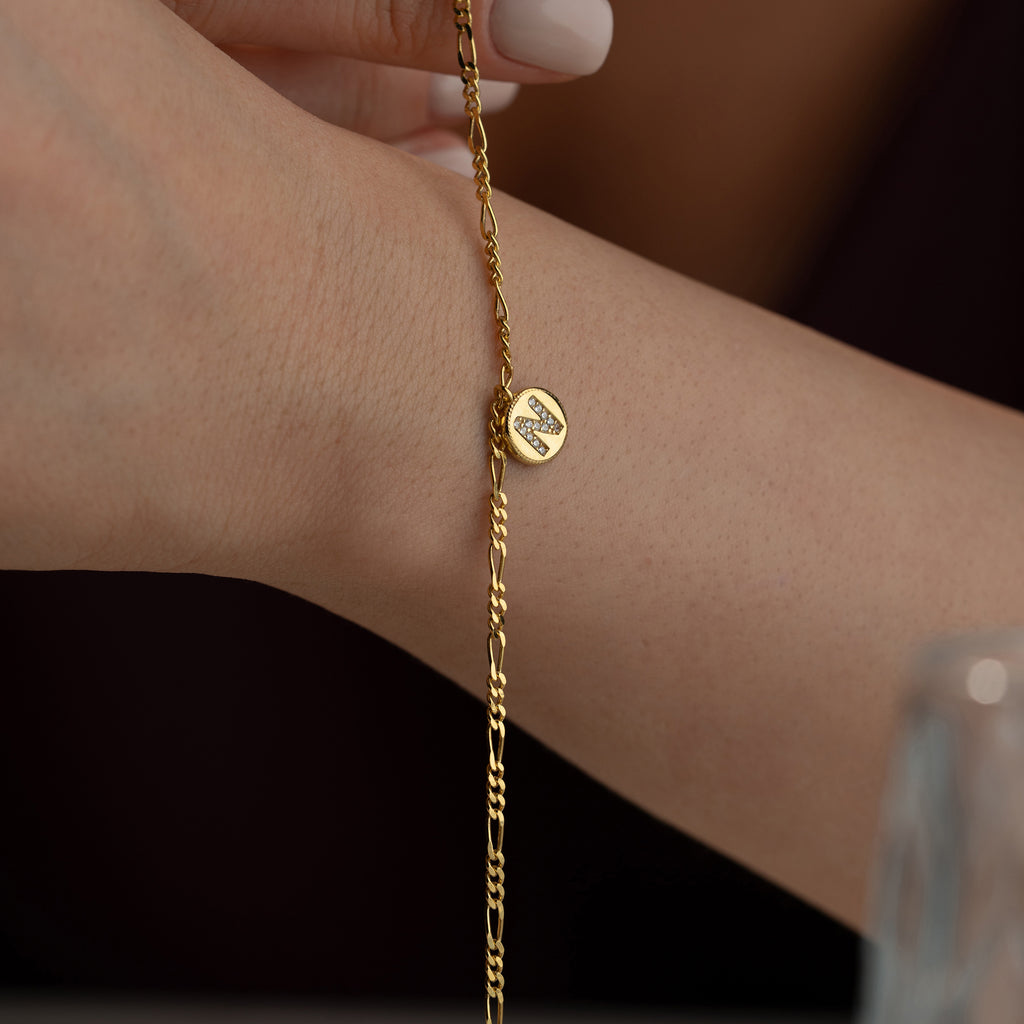 ARMBAND MED ZIRKONIUMPLATTA MED BOKSTAVER | 925 SILVER