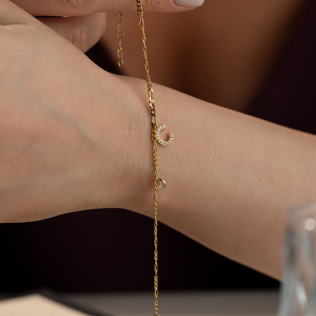 ARMBAND FIGARO ZIRCONIA MED BOKSTAV | 925 SILVER