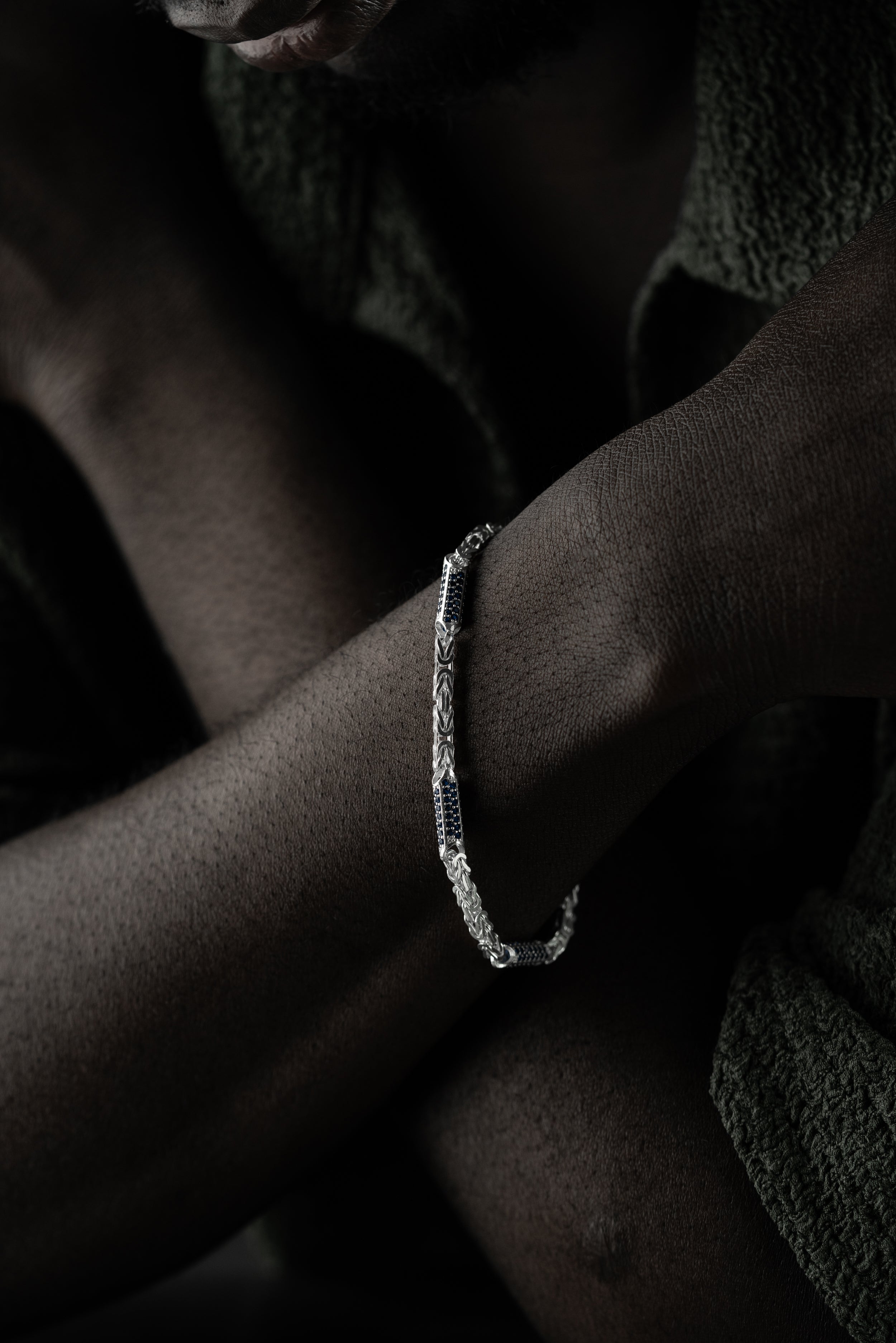 KING ARMBAND BLÅ RINESTENAR 5MM | 925 SILVER