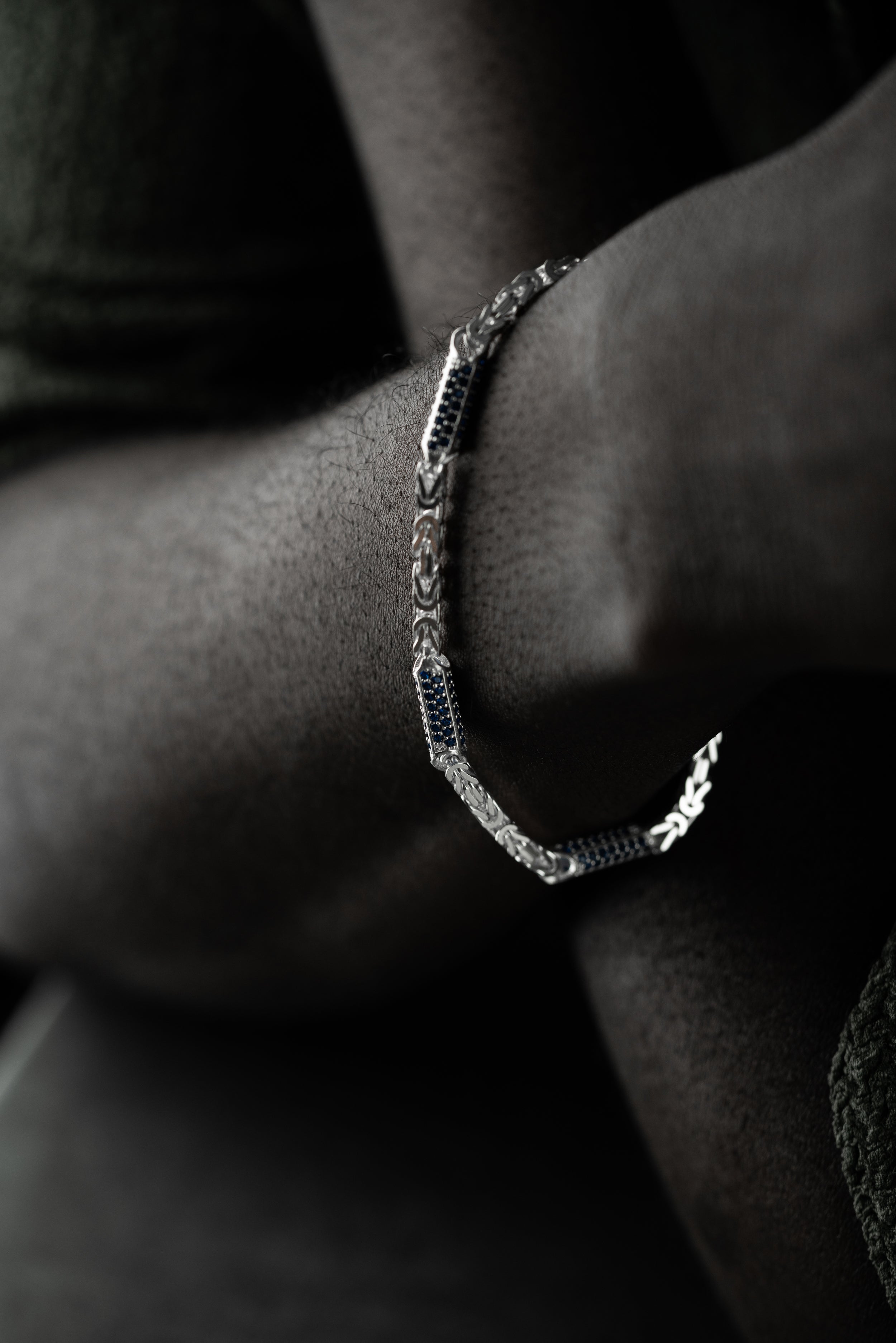 KING ARMBAND BLÅ RINESTENAR 5MM | 925 SILVER