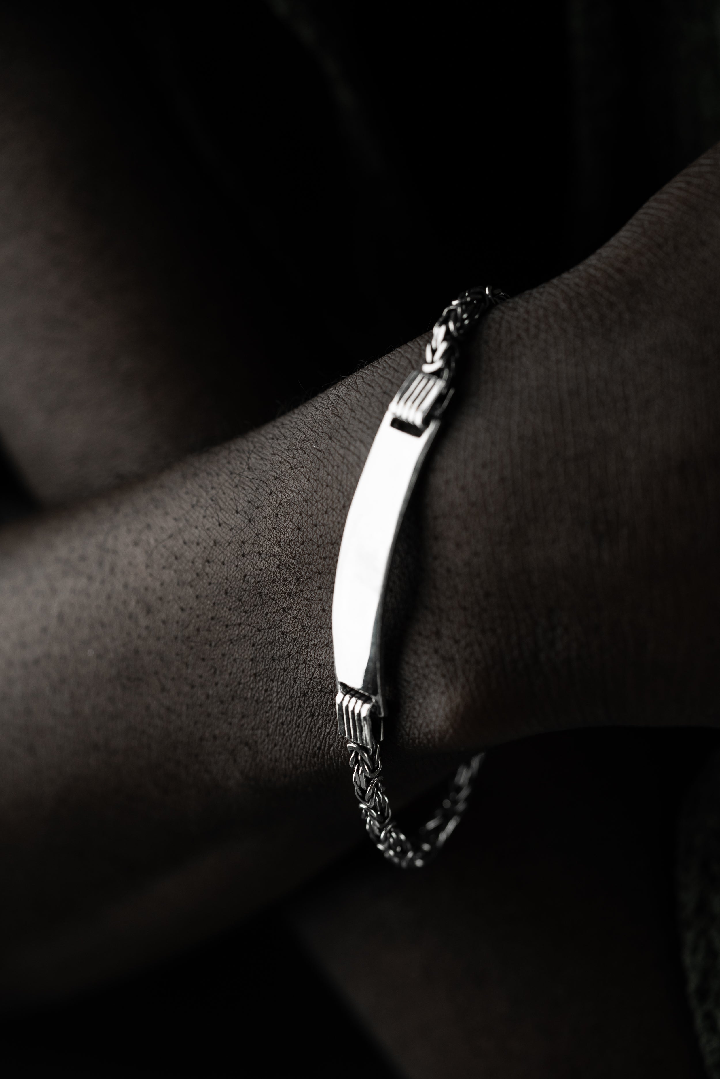 KING ARMBAND MED GRAVER | 925 SILVER