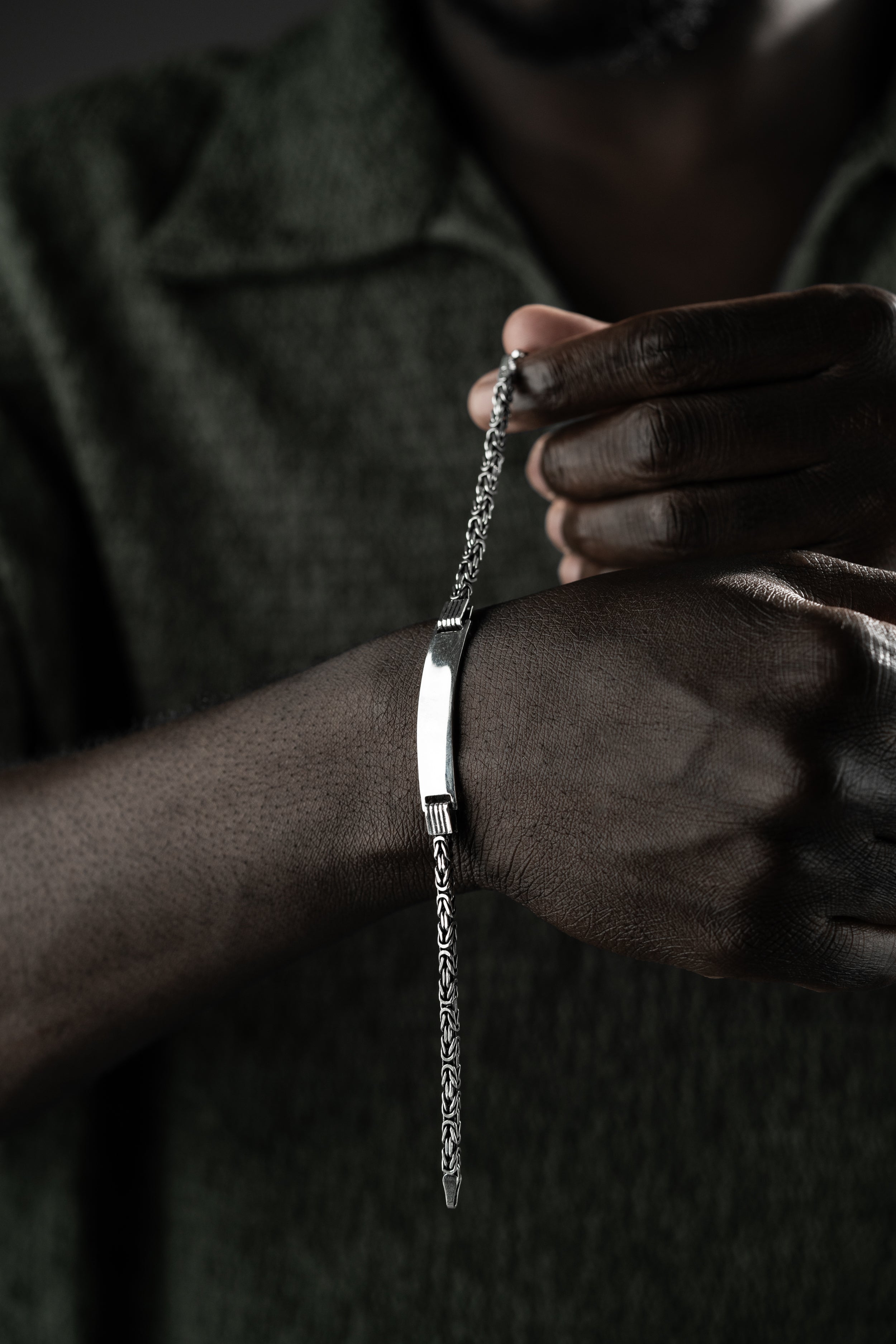 KING ARMBAND MED GRAVER | 925 SILVER