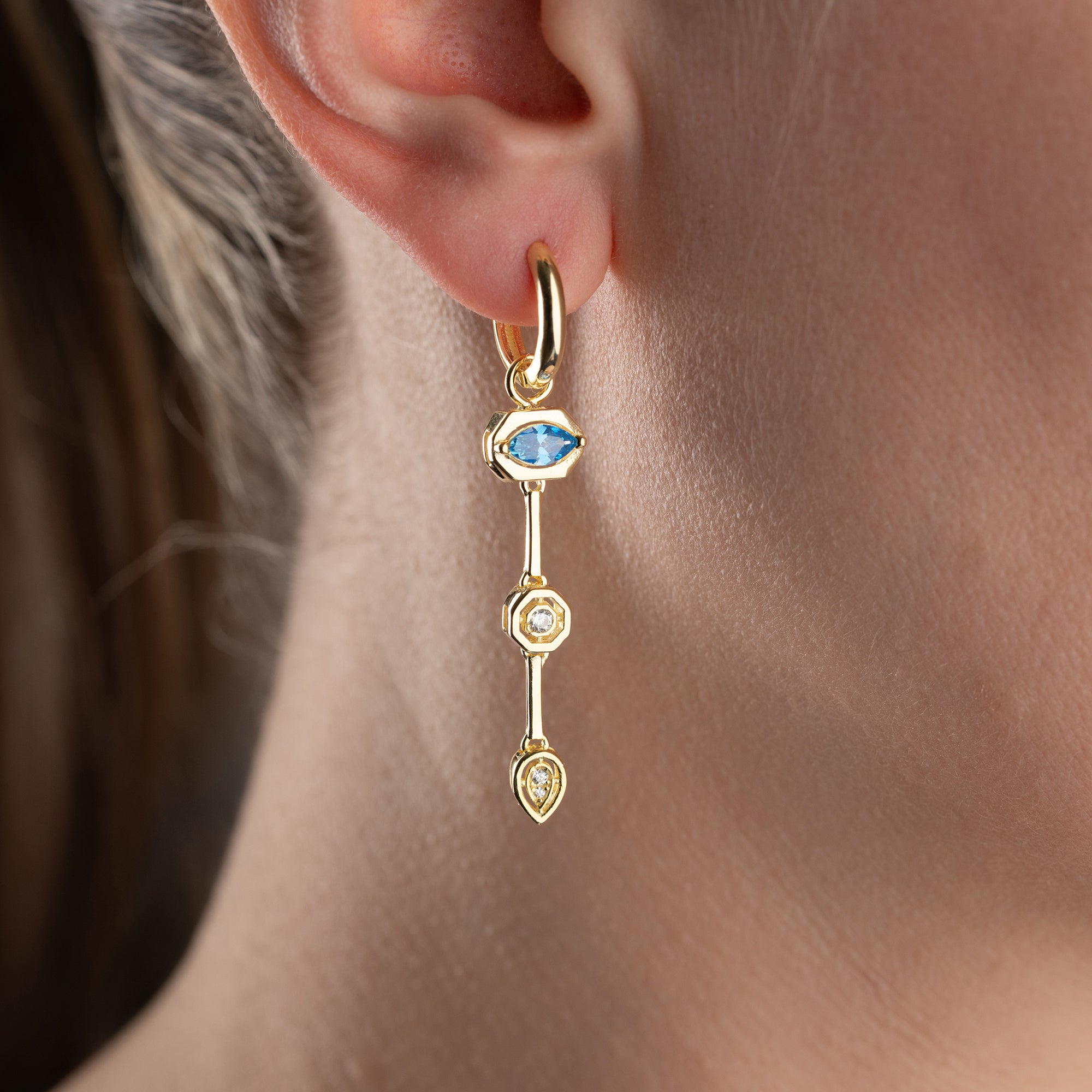 CHANDRA ÖRHÄNGEN | 925 SILVER