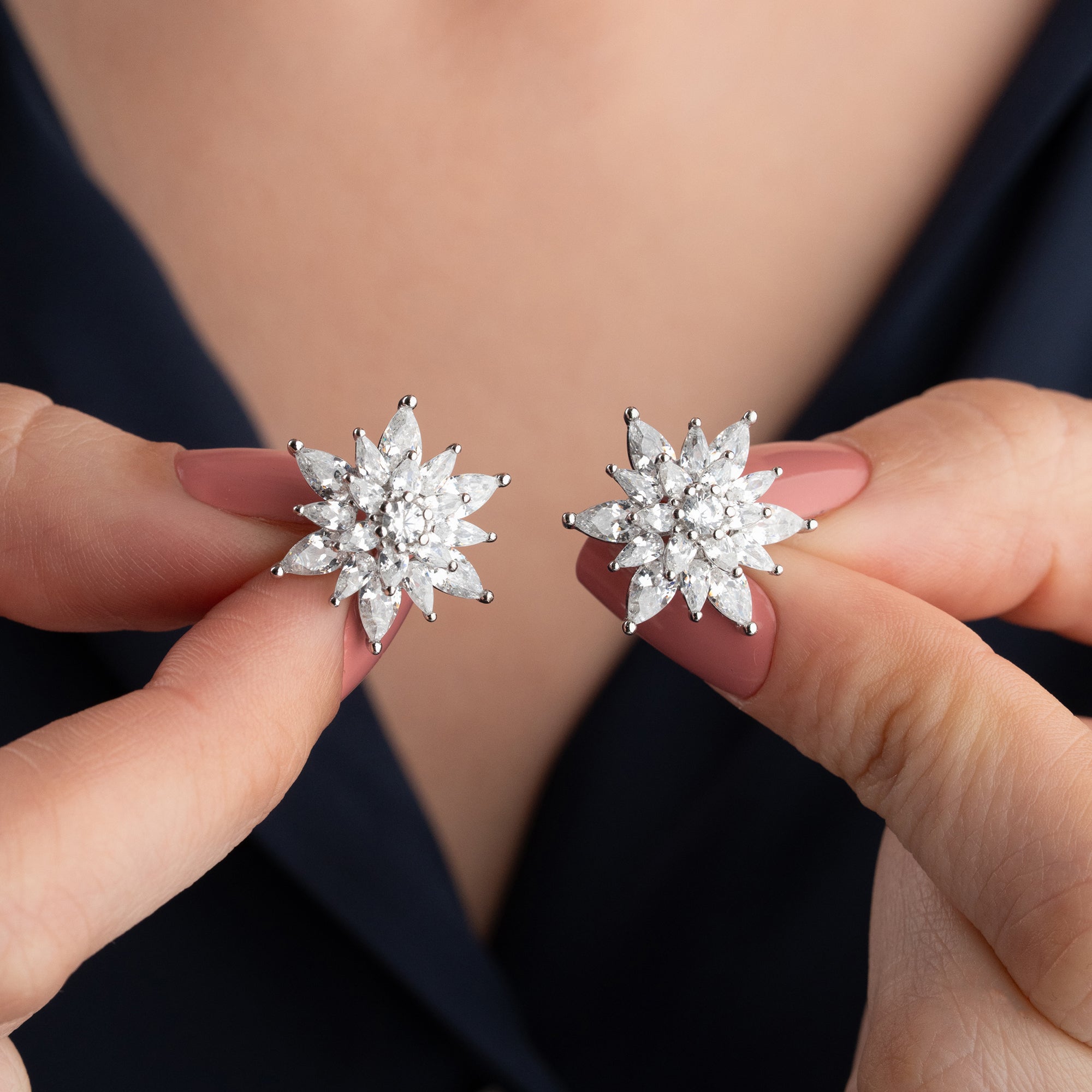 GRACE LOTUS ÖRHÄNGEN | 925 SILVER