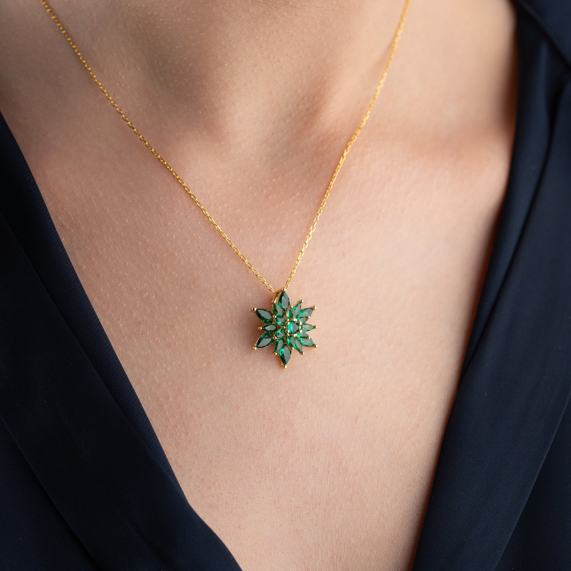 GRÖNT LOTUSHALSBAND | 925 SILVER