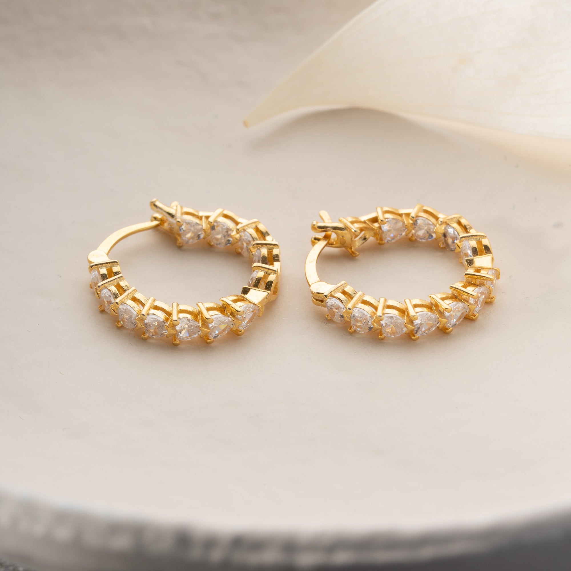 NOIR ÖRHÄNGEN | 925 SILVER