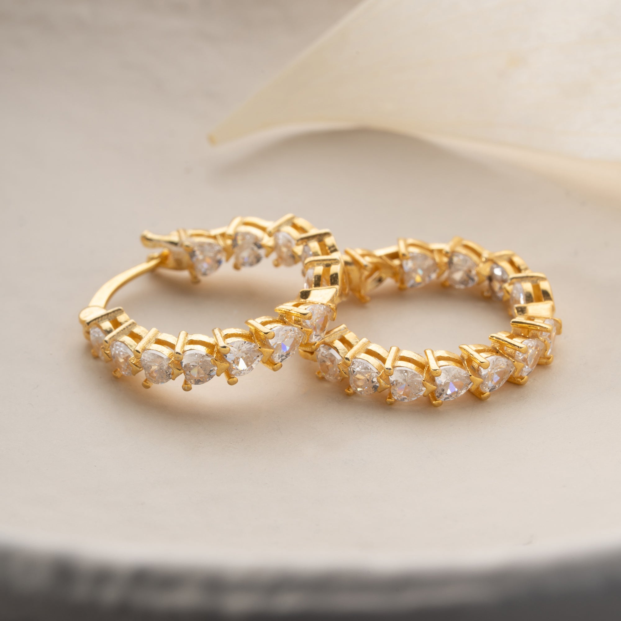 NOIR ÖRHÄNGEN | 925 SILVER