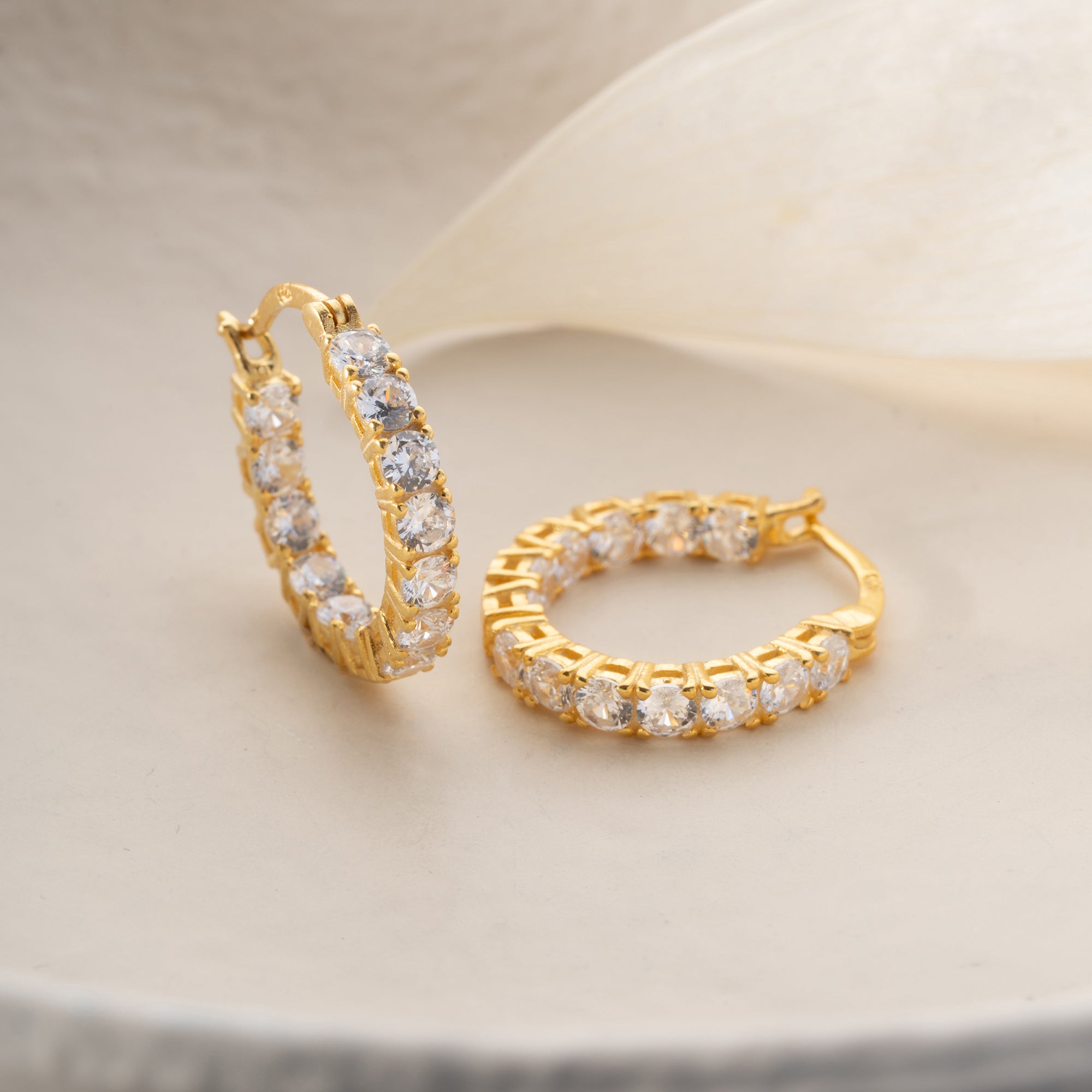 LUCE ÖRHÄNGEN | 925 SILVER