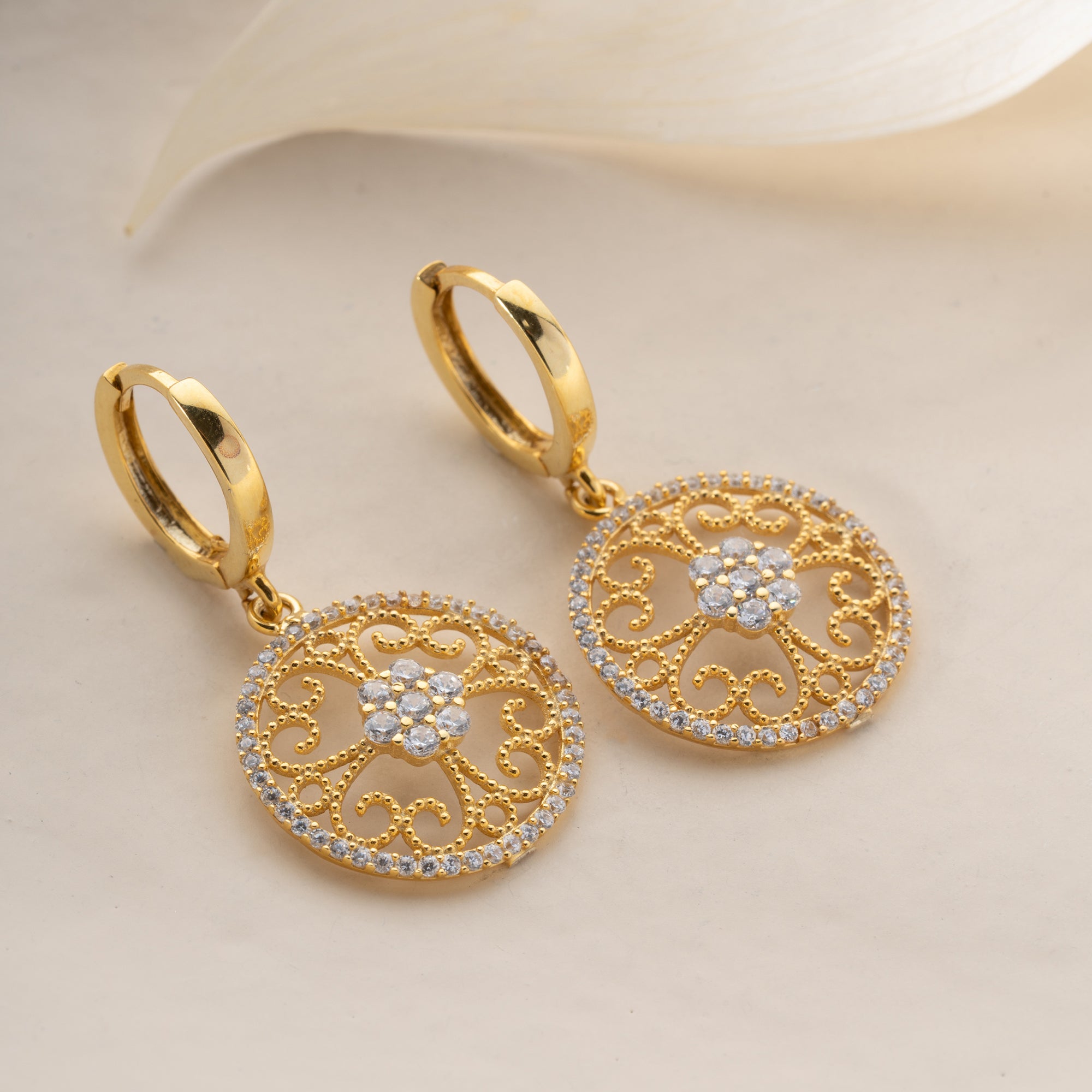 LYRA ÖRHÄNGEN | 925 SILVER